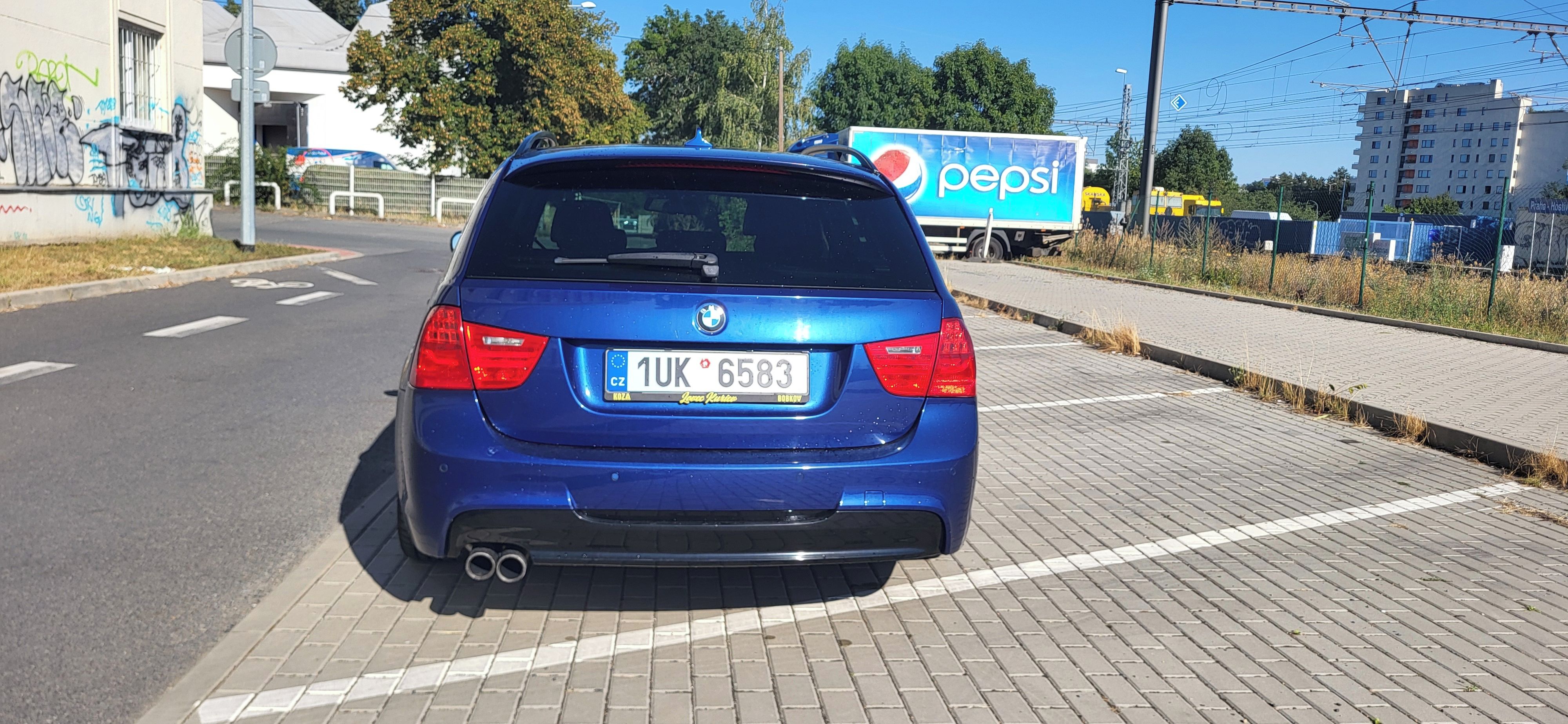 BMW Řada 3, Bmw e91 330D m-paket - fotka 2