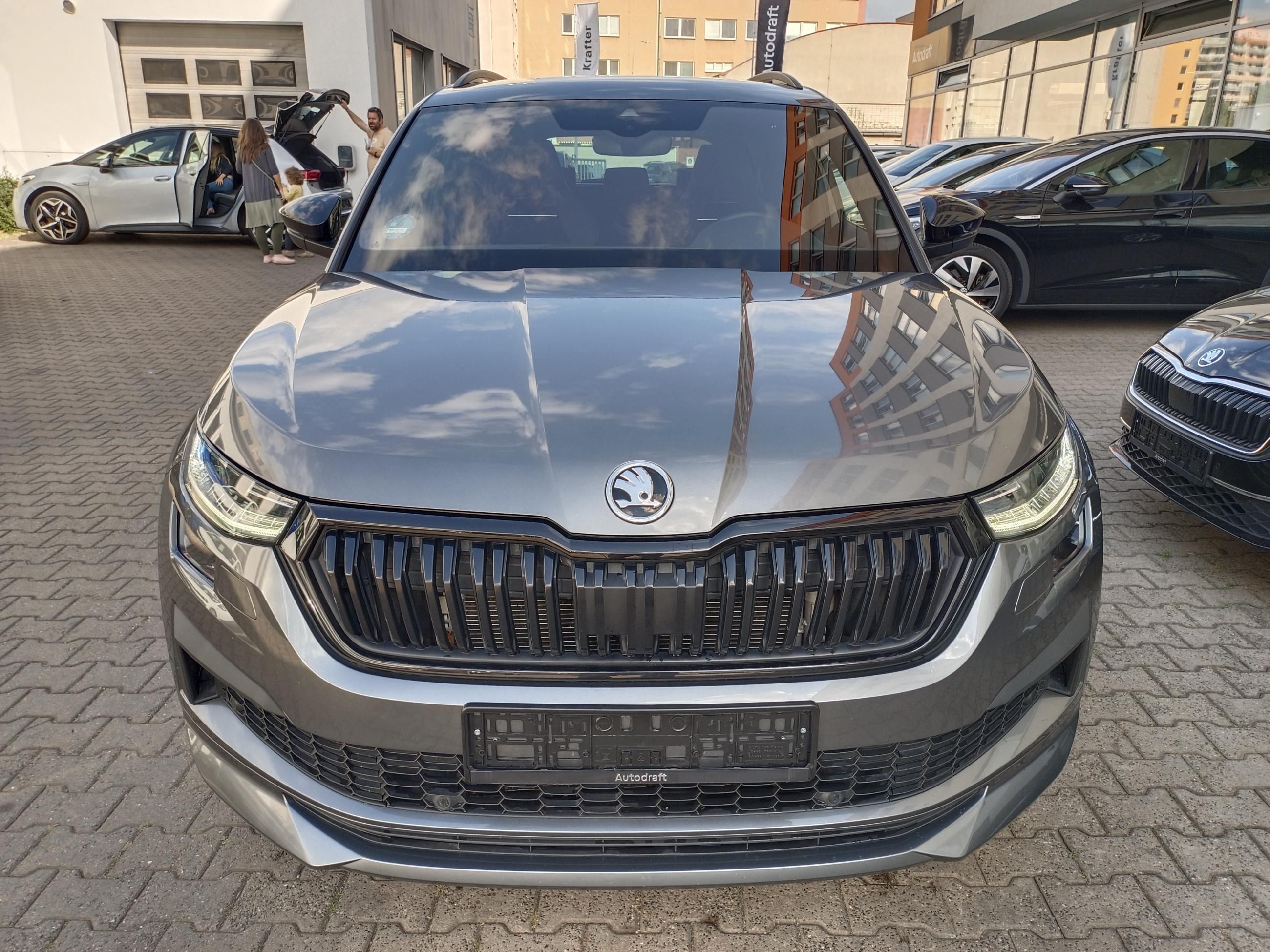 Škoda Kodiaq, TDI 147kW 4x4 DSG Sportline - fotka 2