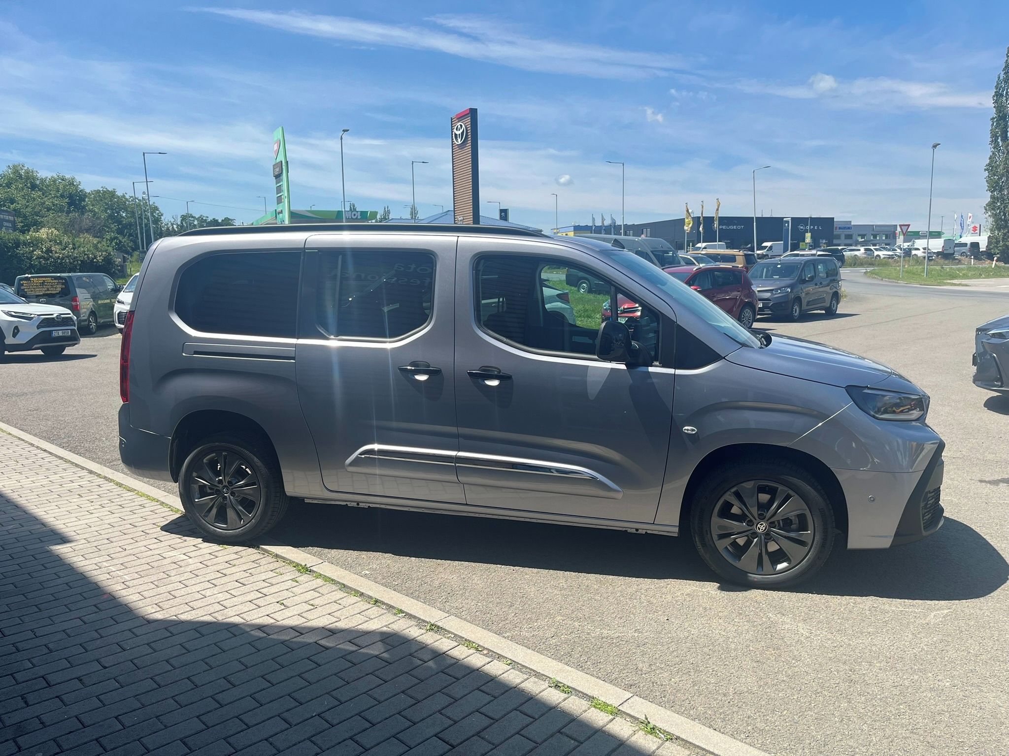 Toyota Proace City Verso, 1.5L VIP 7s TAŽNÉ - fotka 4