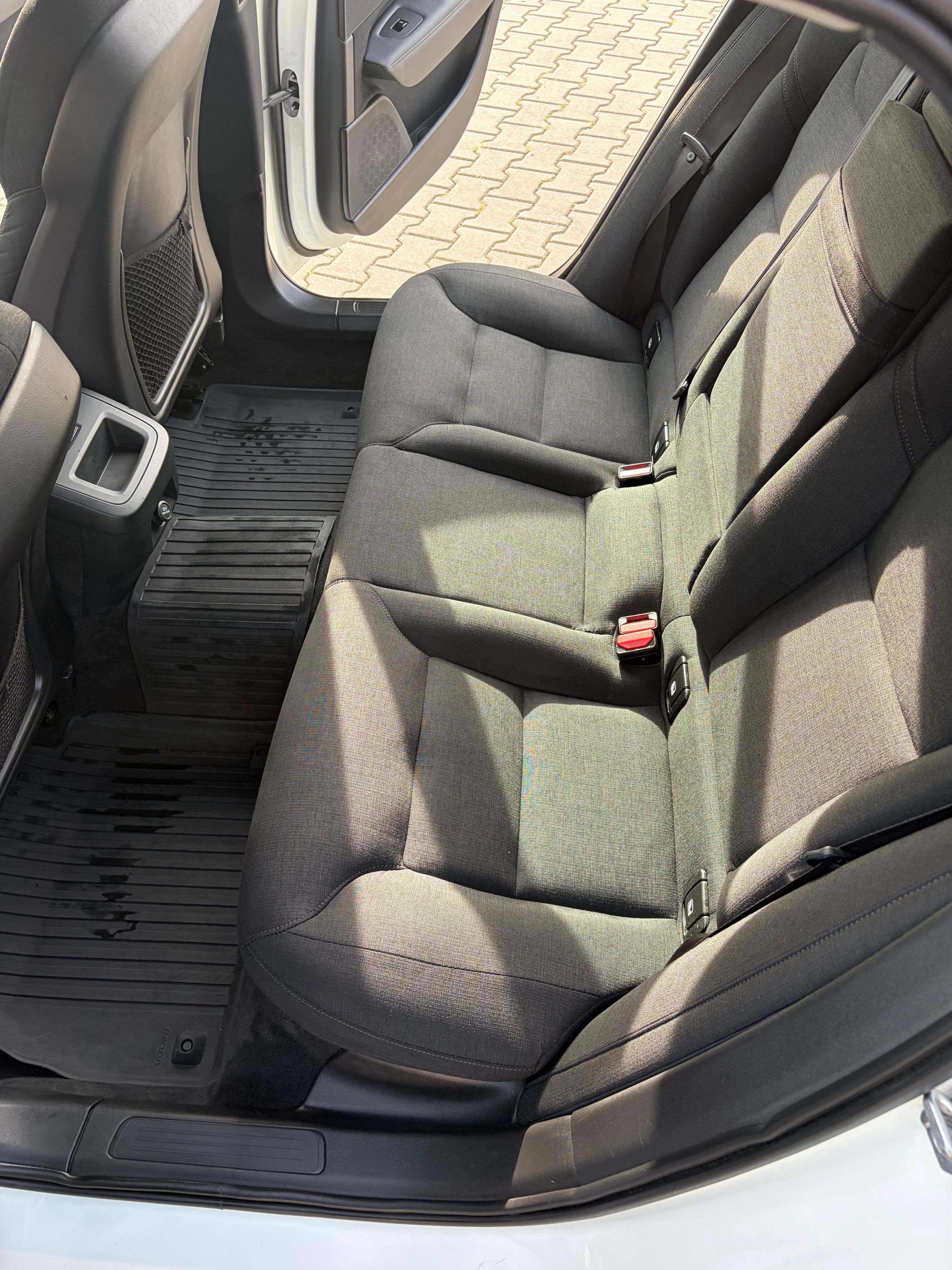 Volvo V90, benzín, automat, servisováno - fotka 6