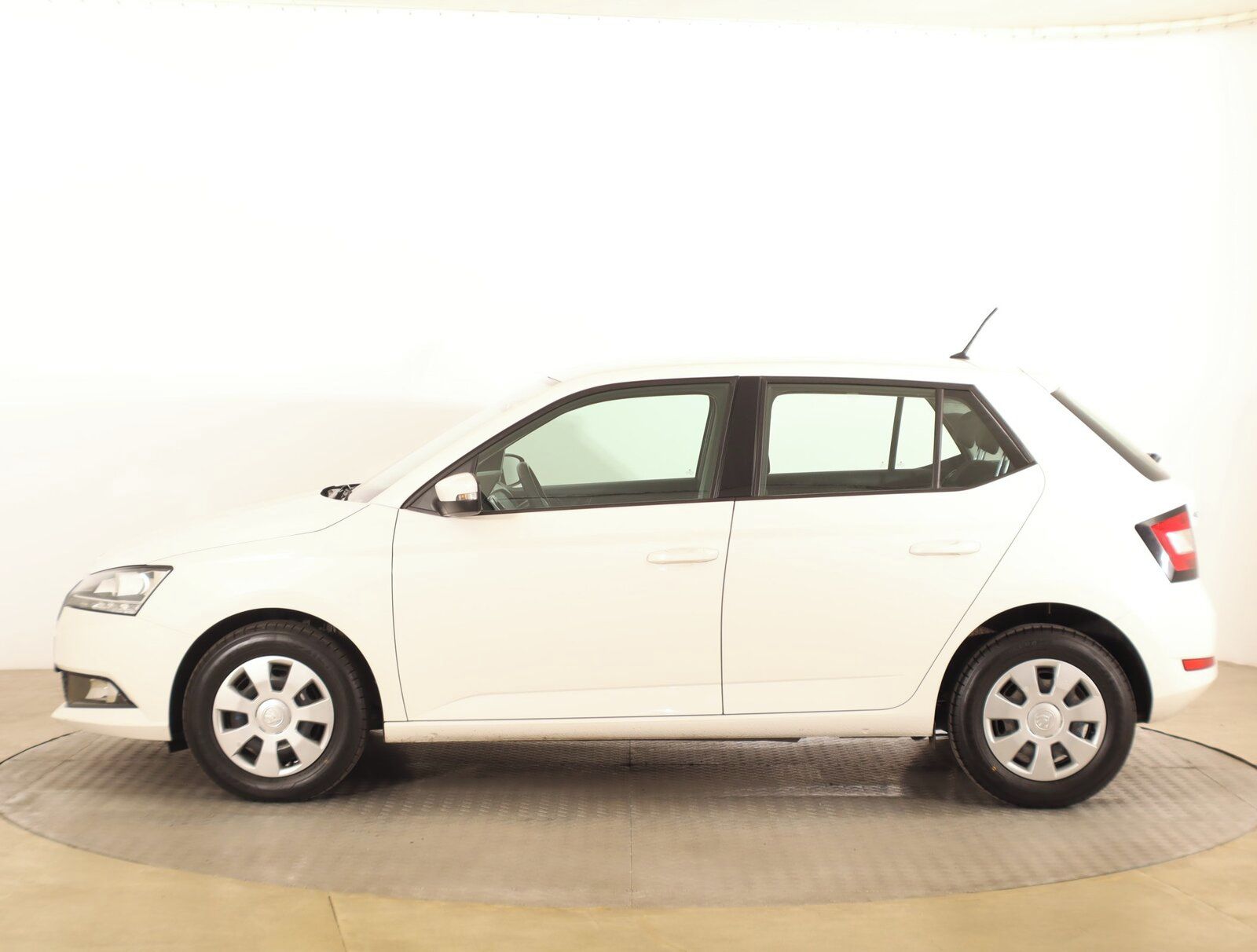 Škoda Fabia, 1.0, Ambition, Serv.kniha - fotka 3