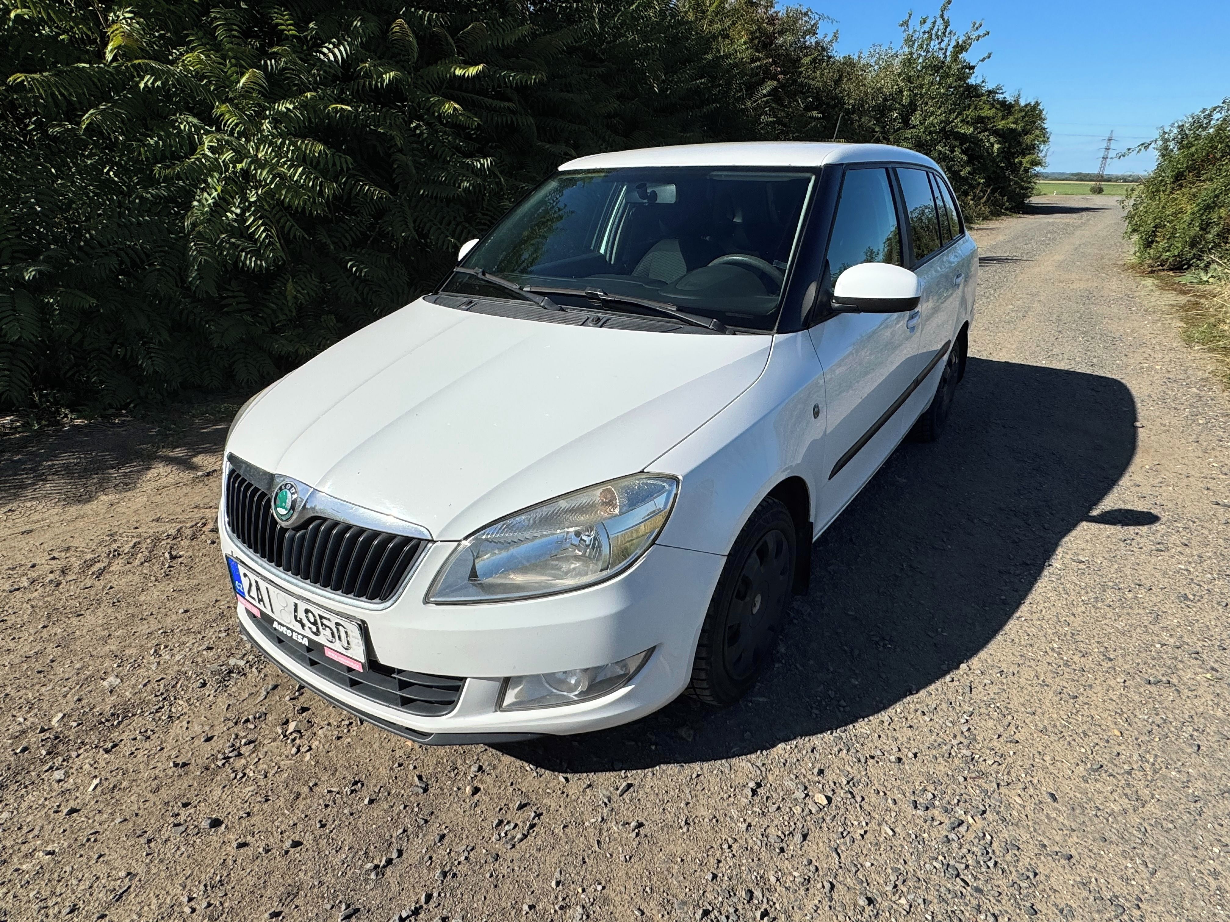 Škoda Fabia, 1,6 Kombi - fotka 4