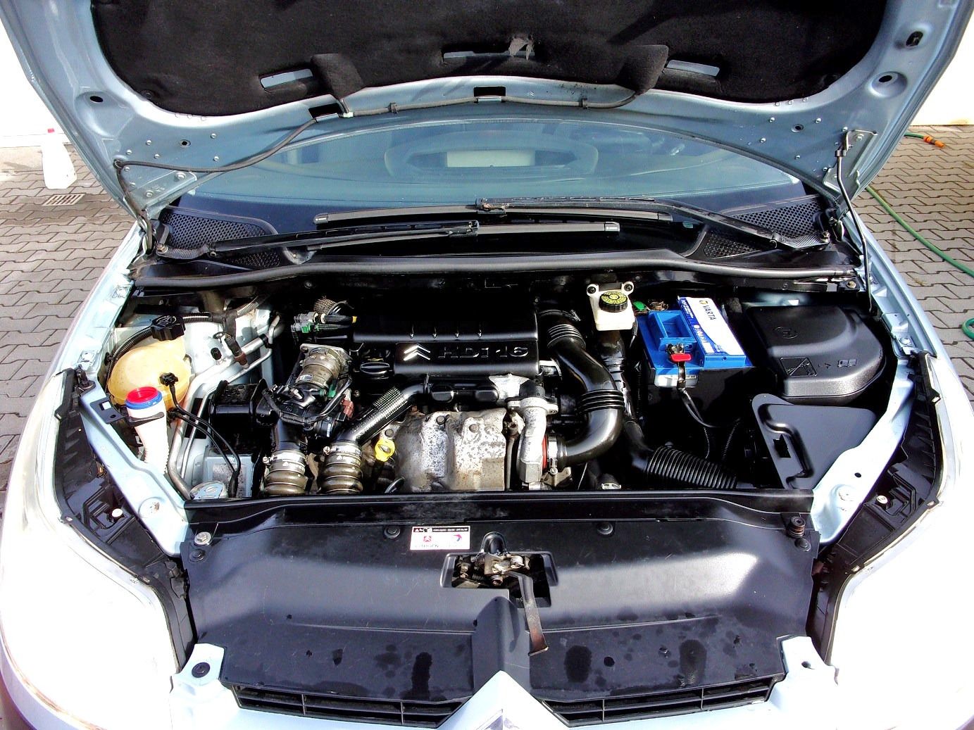 Citroën C4, 1.6HDI,nafta,velmi úsporný - fotka 4