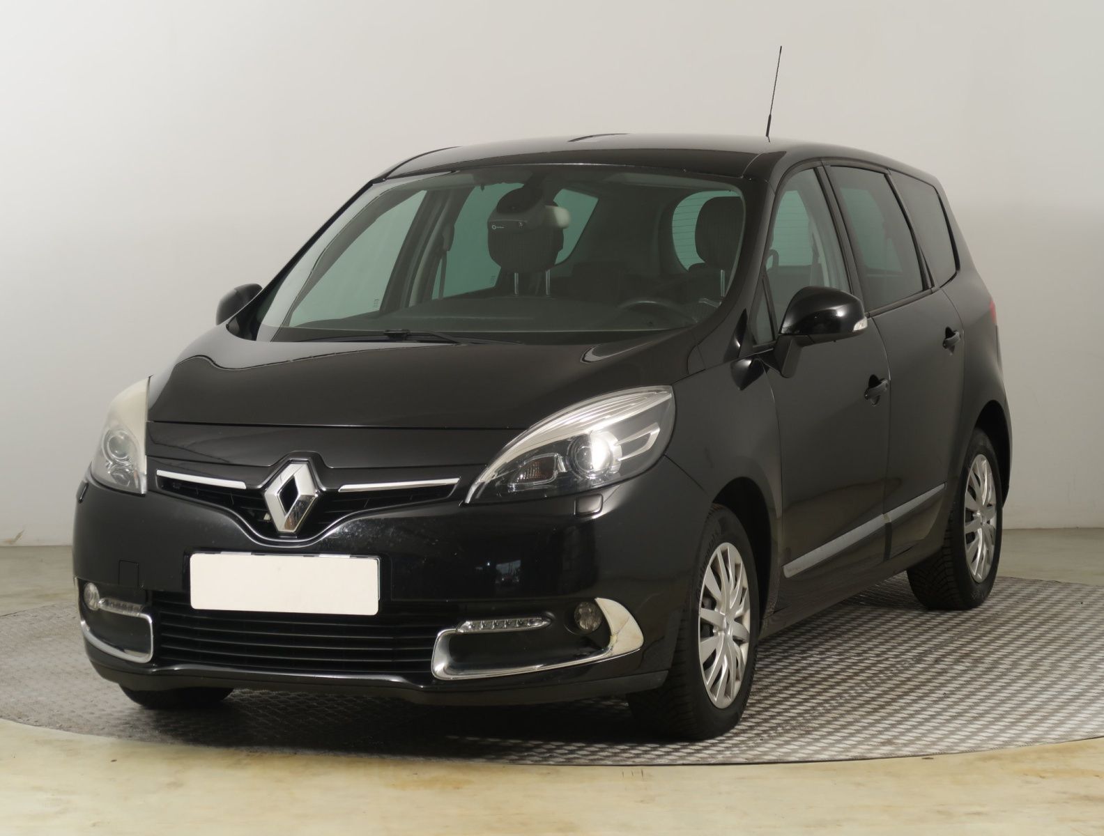 Renault Grand Scénic, 1.6 dCi, Tažné - fotka 3