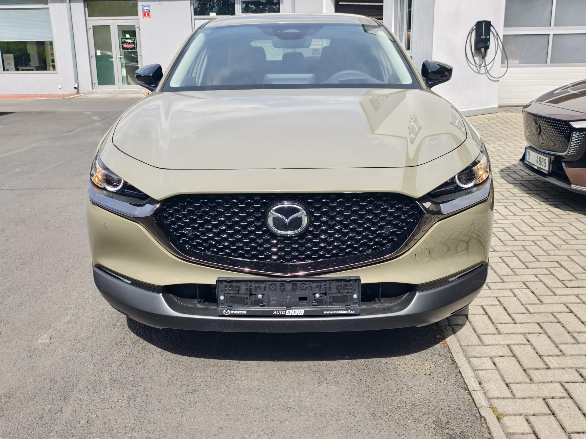Mazda CX-30, 2.5i A/T. NAGISA edice - fotka 2