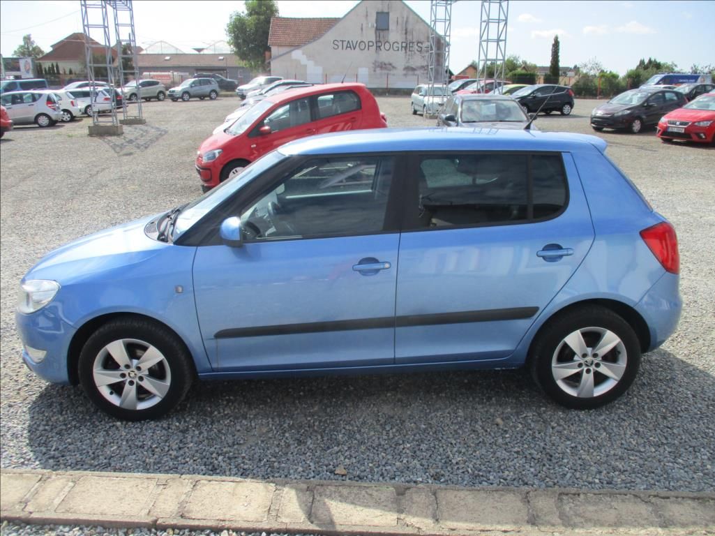Škoda Fabia, 1,2 TSI,aut.klima,serv.kniha, - fotka 4