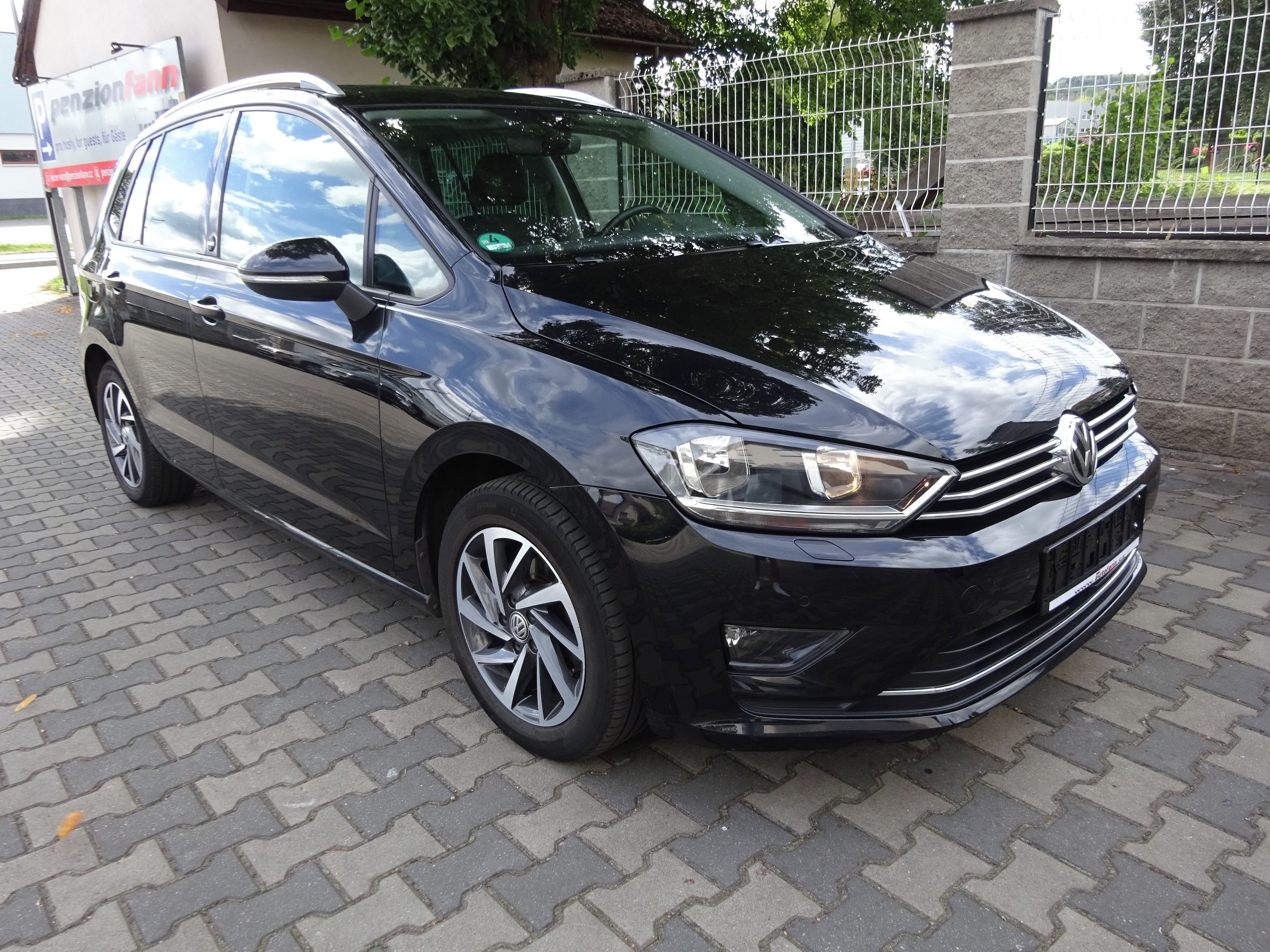 Volkswagen Golf Sportsvan, 1.4TSi 92kW. SOUND. Servis VW.