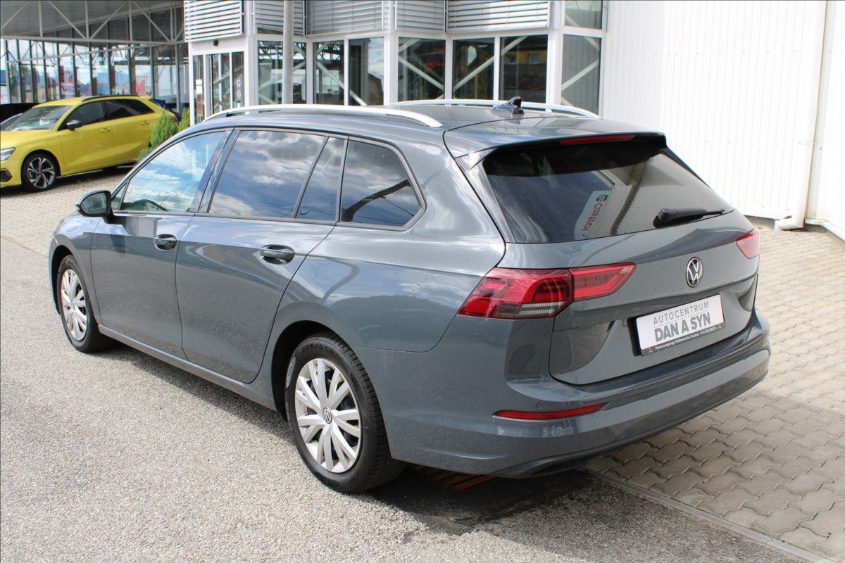 Volkswagen Golf, 1,5 TSI 1. majitel - fotka 4