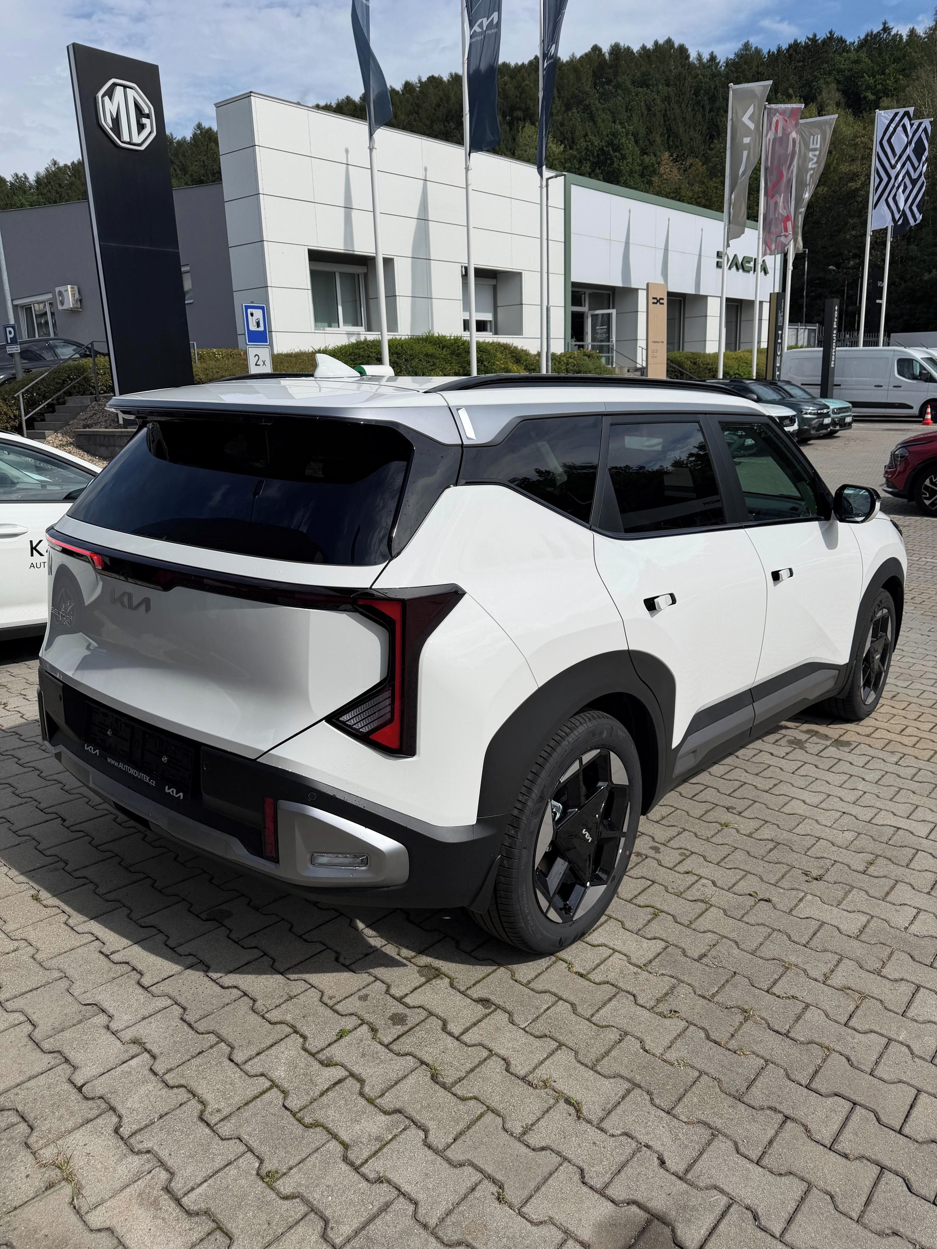 Kia Seltos, 1.6 T-GDi 7DCT 4X2 EXCLUSIVE - fotka 5