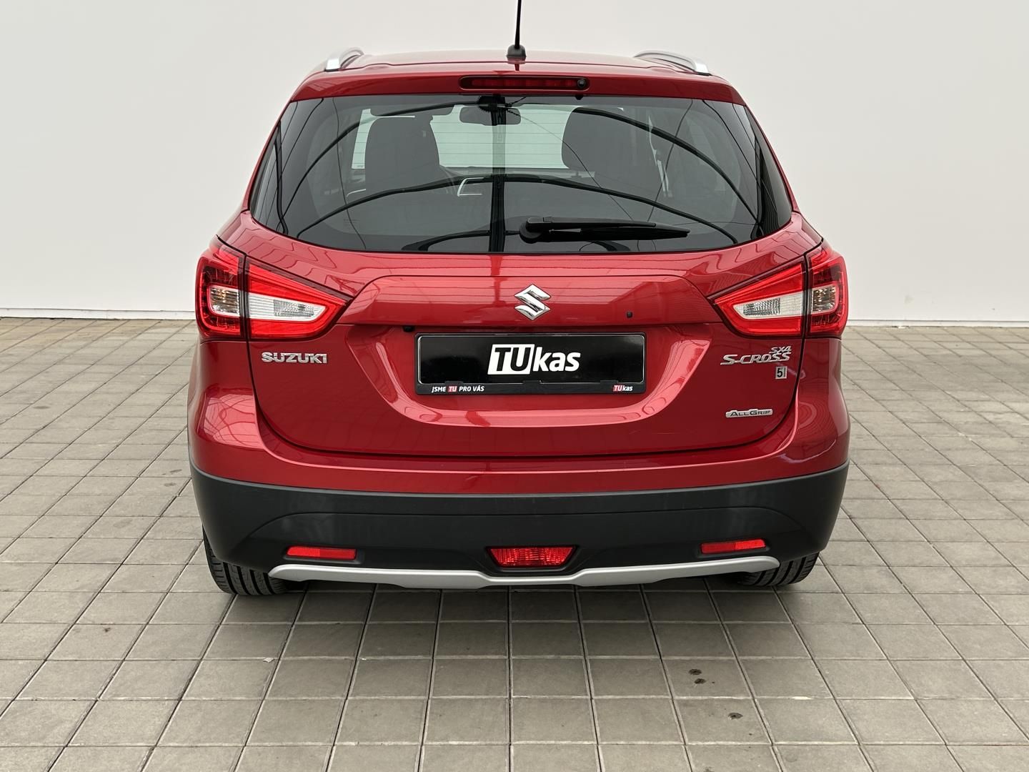 Suzuki SX4 S-Cross, 1.4 95kW 4x4  Cross - fotka 4