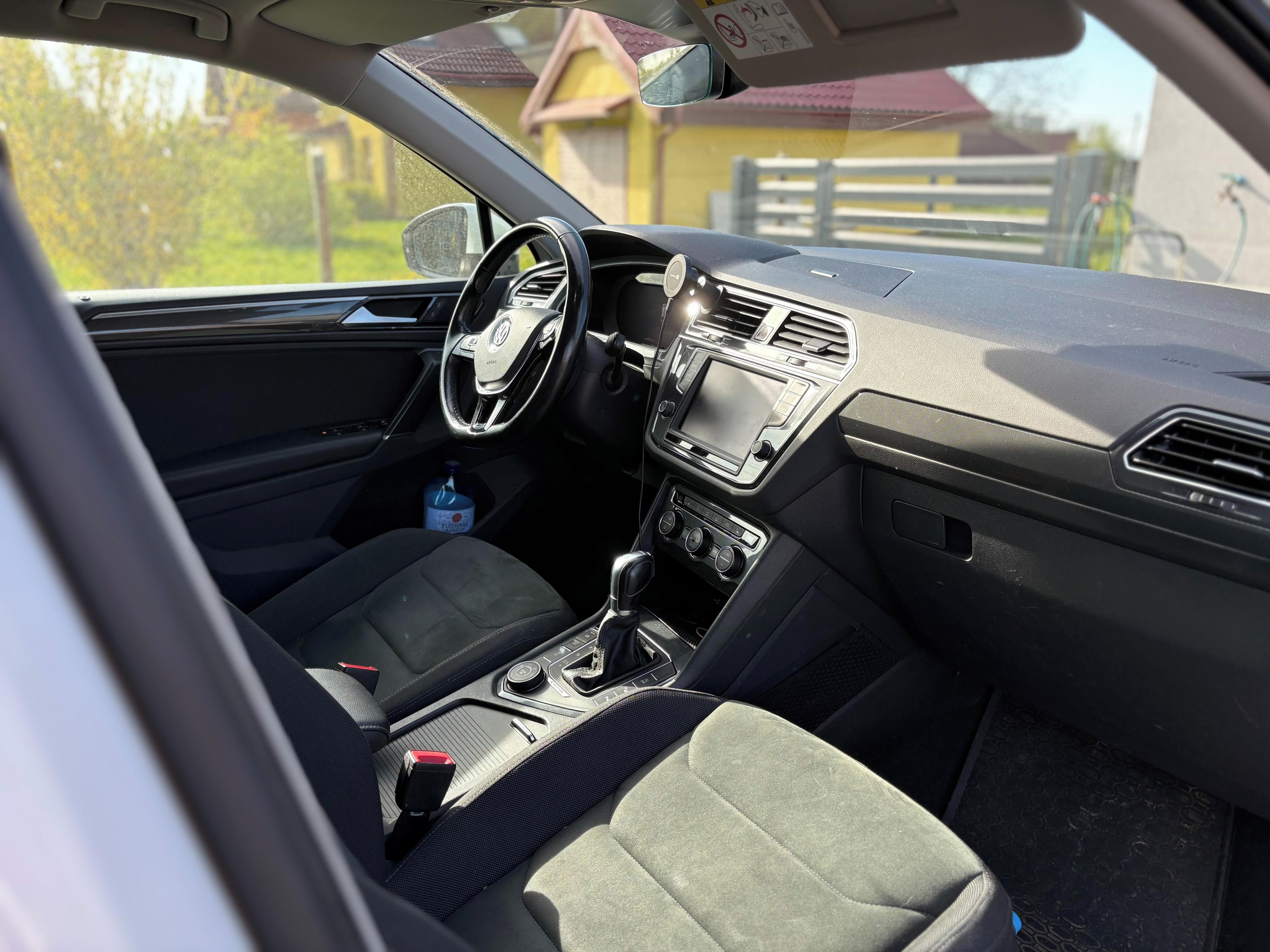 Volkswagen Tiguan, 110KW 4x4 1.4 tsi WEBASTO - fotka 6