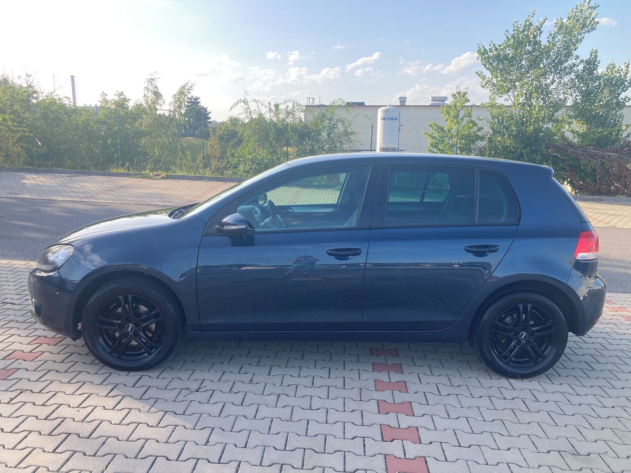 Volkswagen Golf, VI 1.2 TSI 77 kW–6st., manual - fotka 2