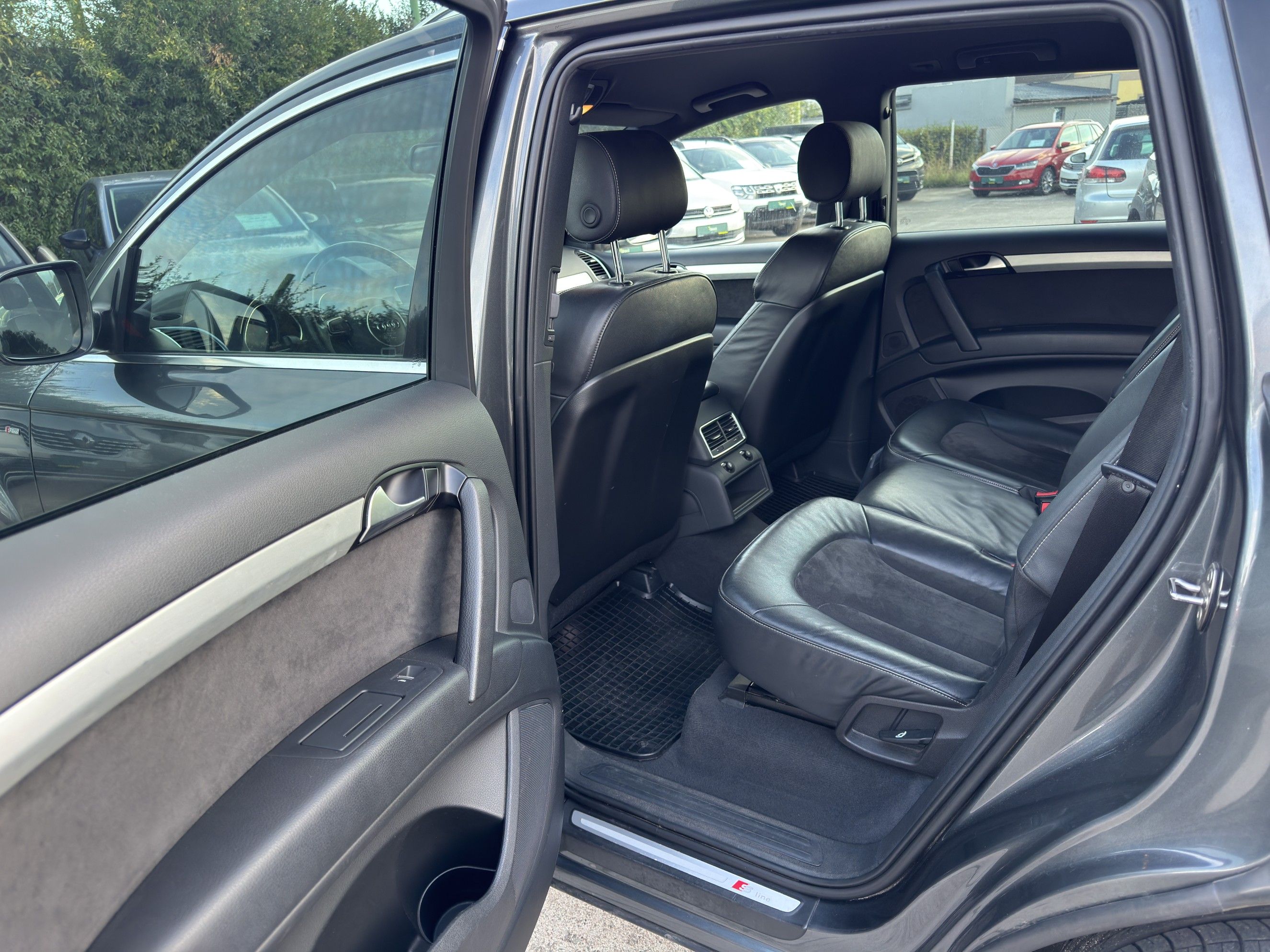 Audi Q7, 3.0 TDI 176 kW Quattro S-Line - fotka 5