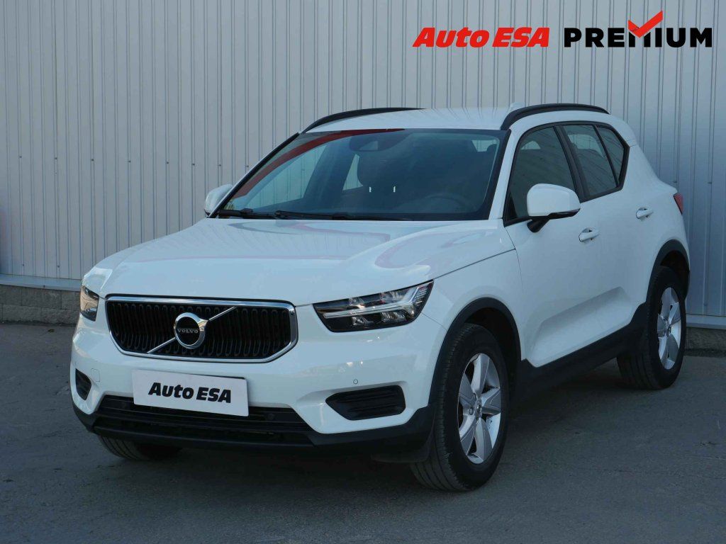 Volvo XC40, 1.5T,ČR,Momentum,AT - fotka 3