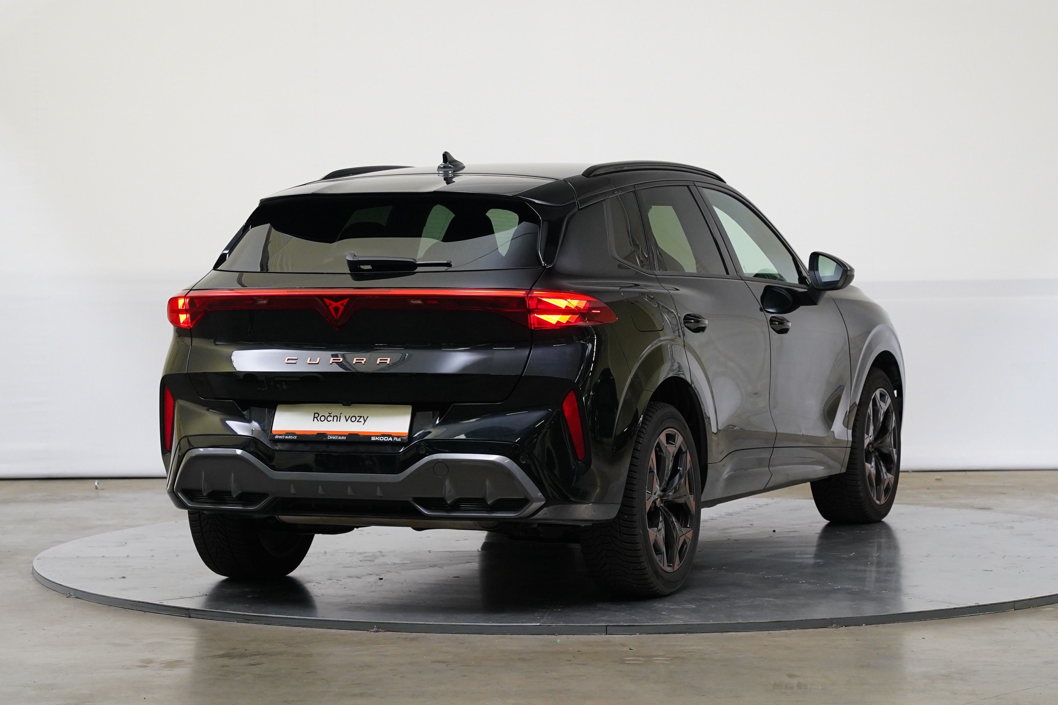 Cupra Terramar, 2.0 TSI 150 kW DSG 4x4 - fotka 2