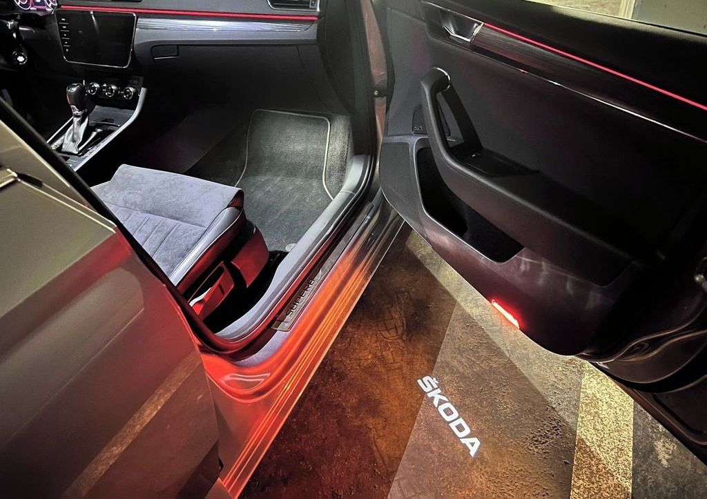 Škoda Superb, III Style EXTRA - fotka 5