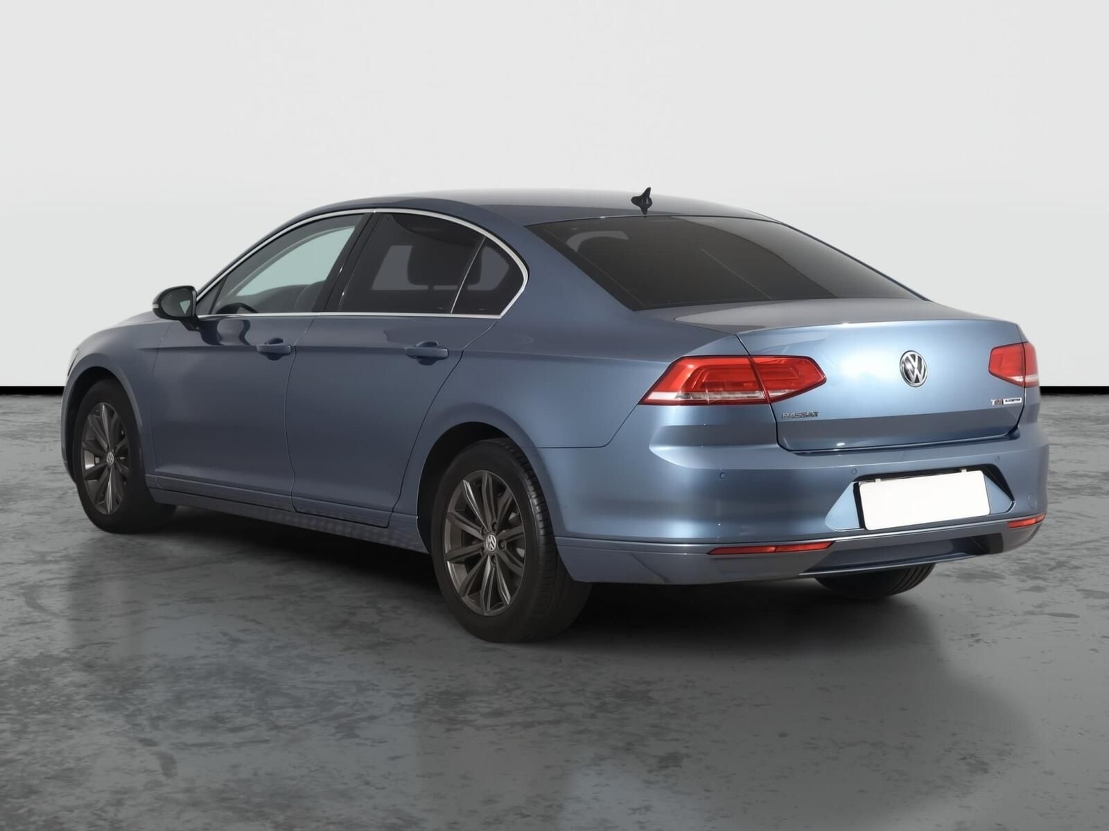 Volkswagen Passat, 1.6 TDI - fotka 4