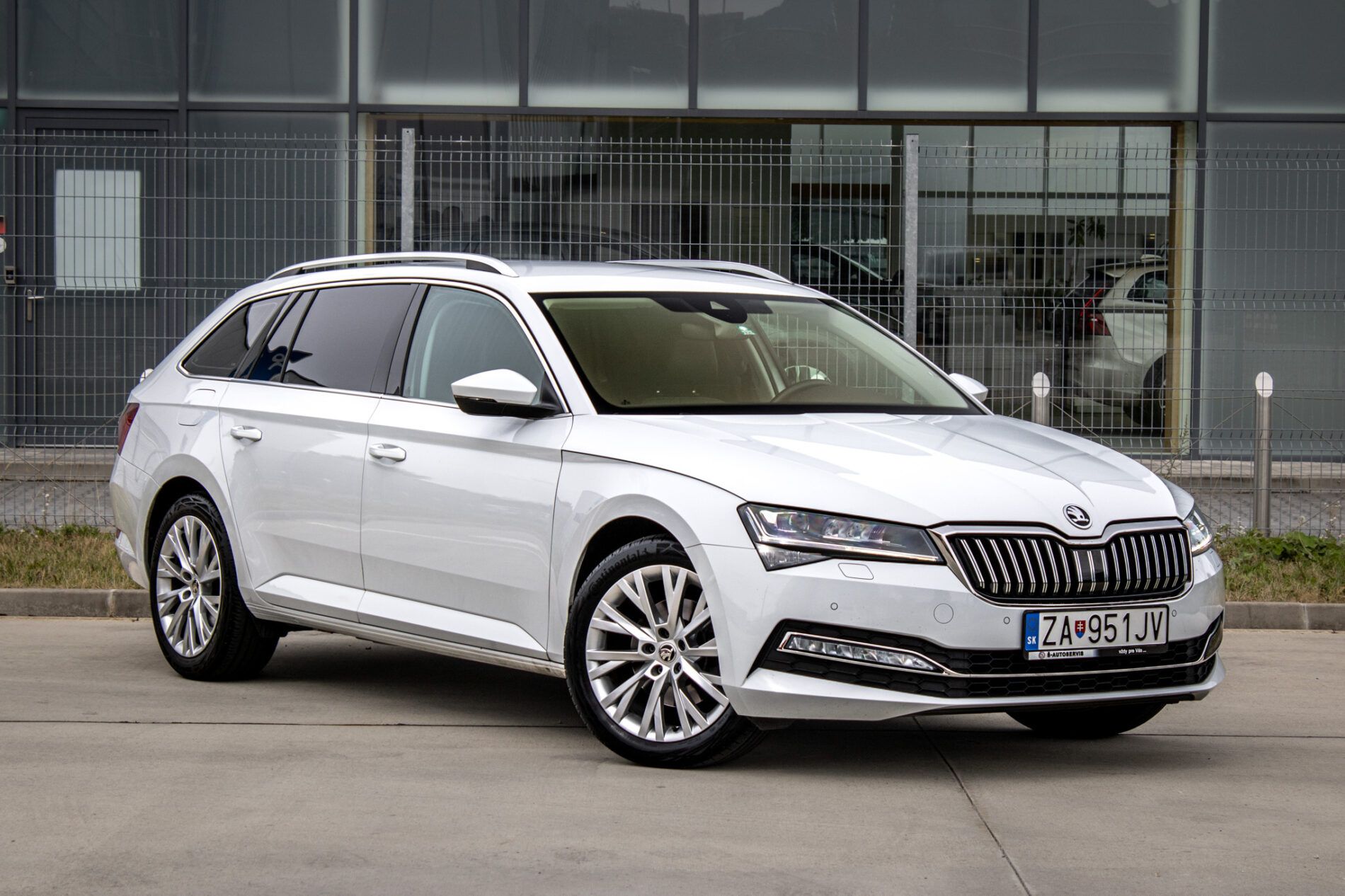 Škoda Superb - fotka 3