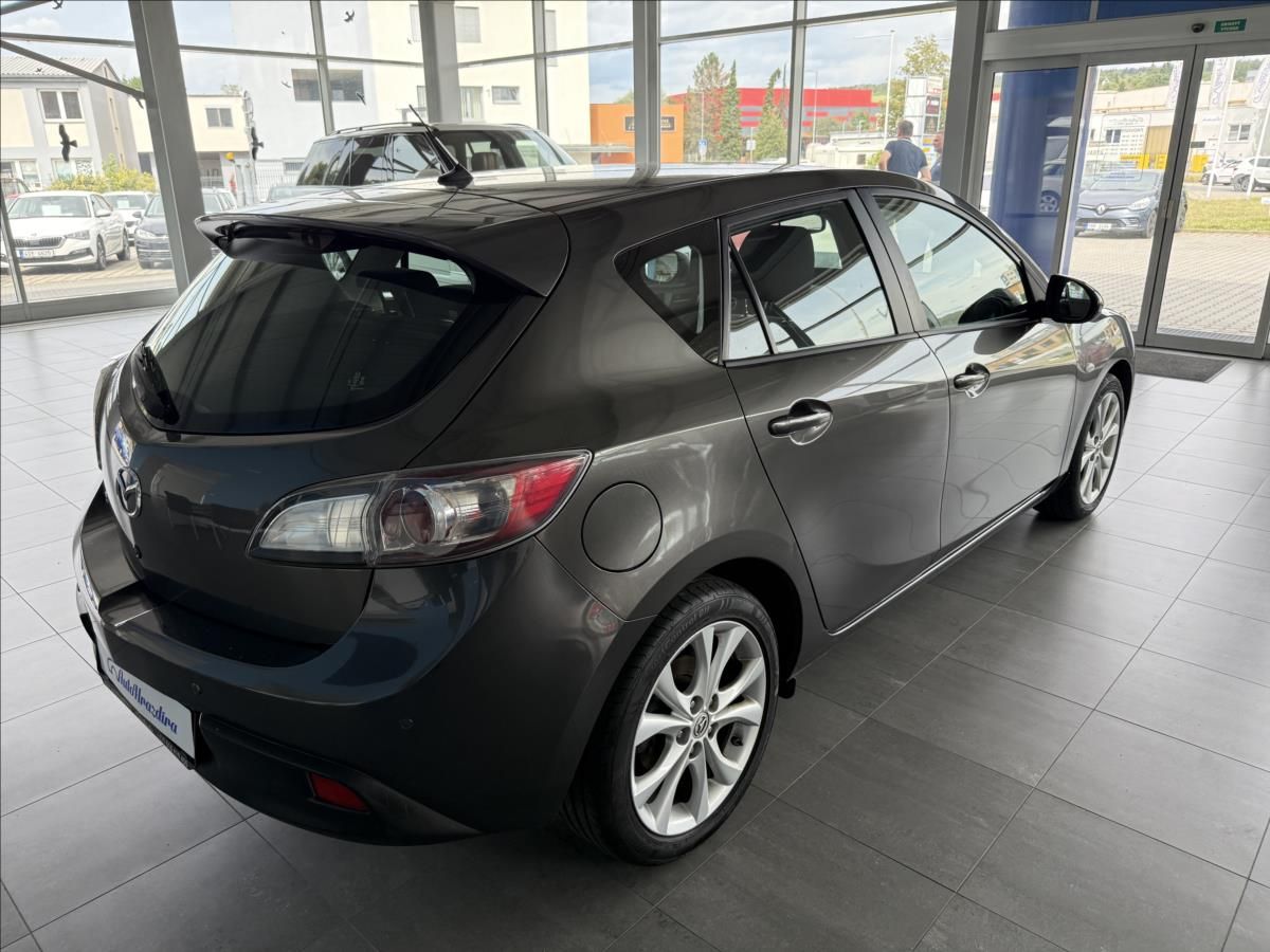 Mazda 3, 1,6   77kw VÝHŘEV,RVM,AUT.KLIM - fotka 6