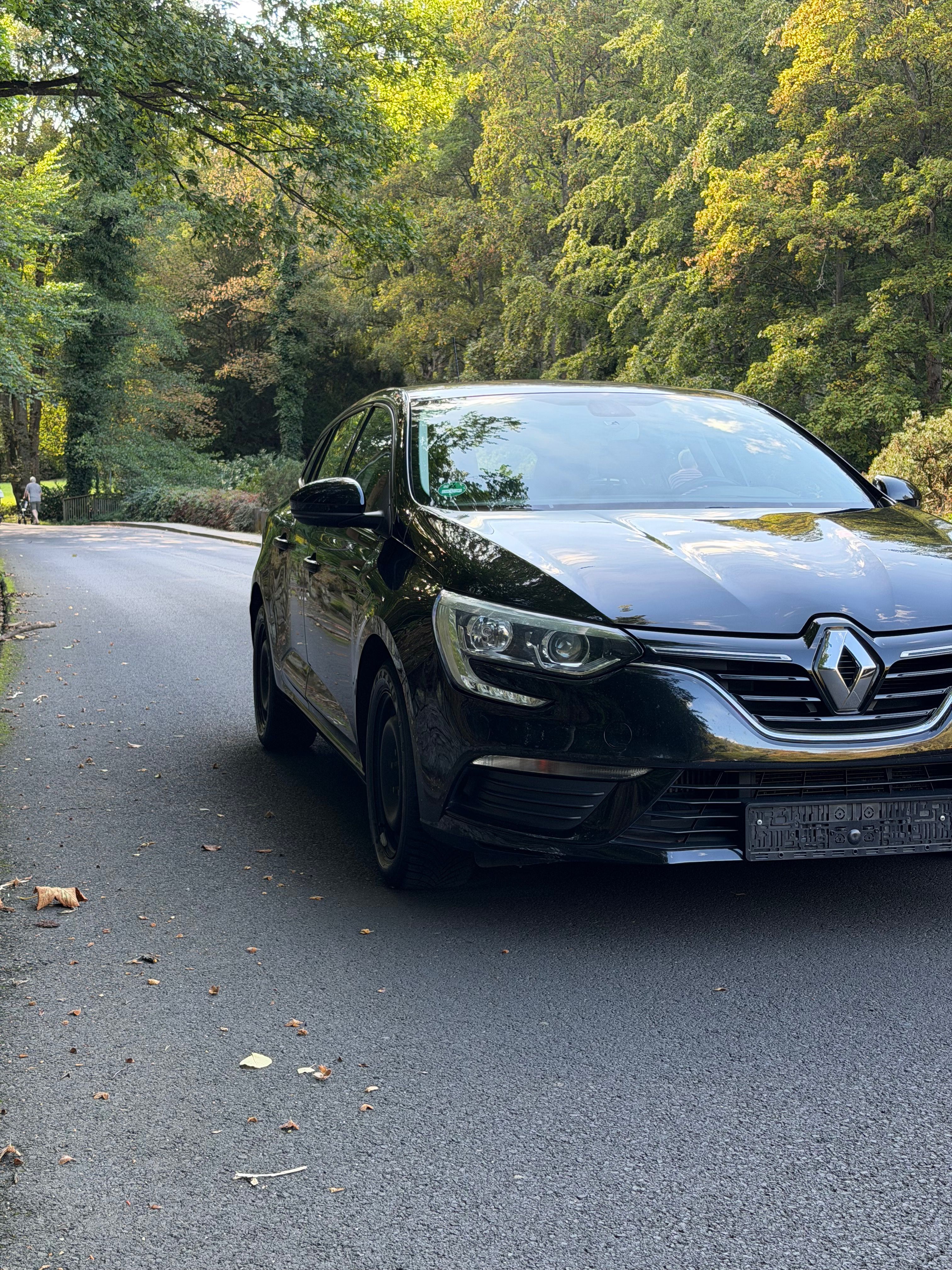 Renault Mégane, Grandtour 1.2 TCe Manual 2018 - fotka 2