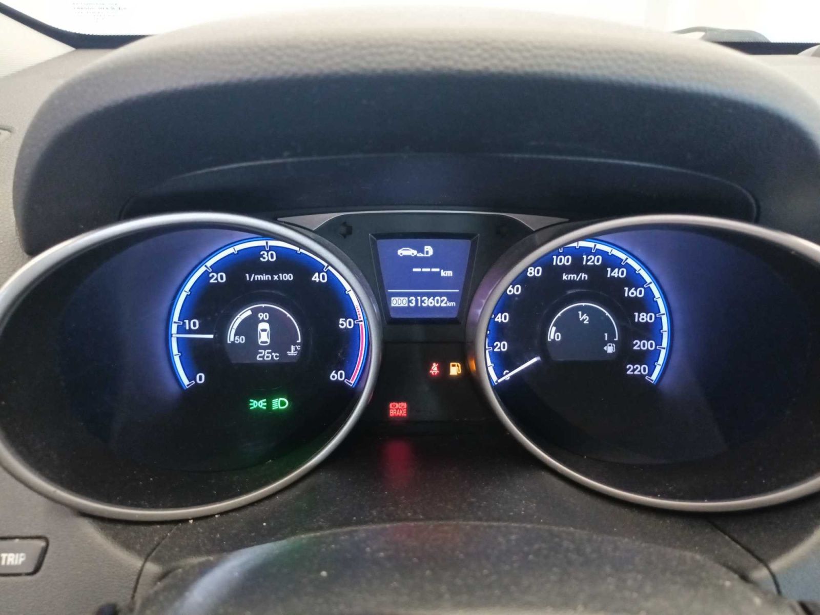 Hyundai ix35, 1.7 CRDi, Kožené sedačky - fotka 3