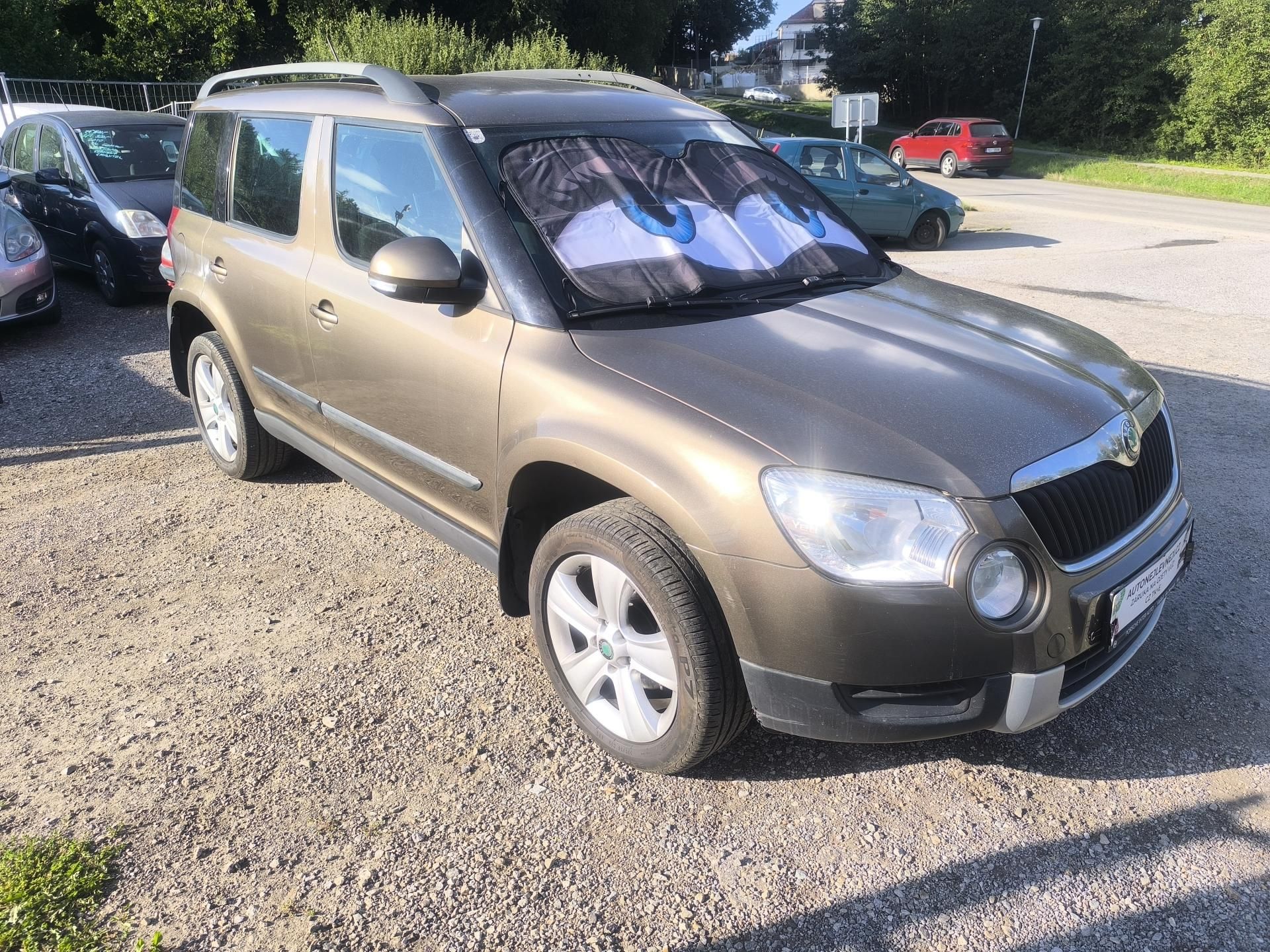 Škoda Yeti, 2.0TDI 4X4 103KW,KRÁSNÝ,140TKM