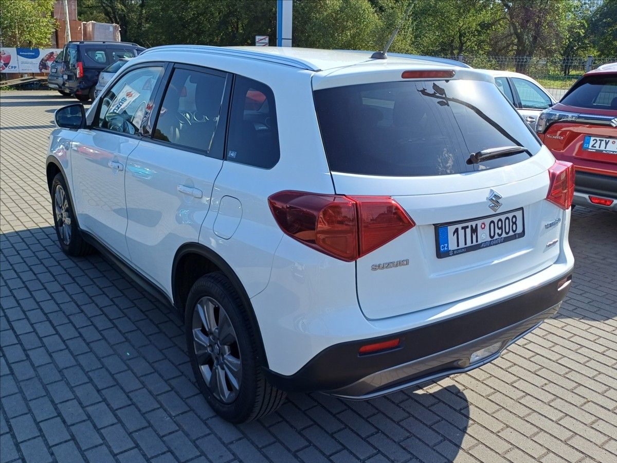 Suzuki Vitara, 1,4 Premium 4x4 103kW - fotka 6