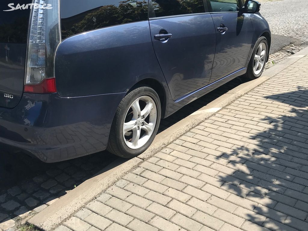 Mitsubishi Grandis 2005 aus Tschechien