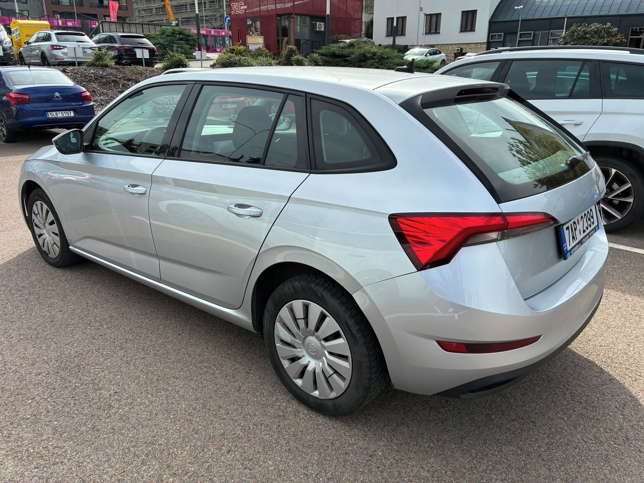 Škoda Scala, 1.6 TDI - Servisní kniha - fotka 4