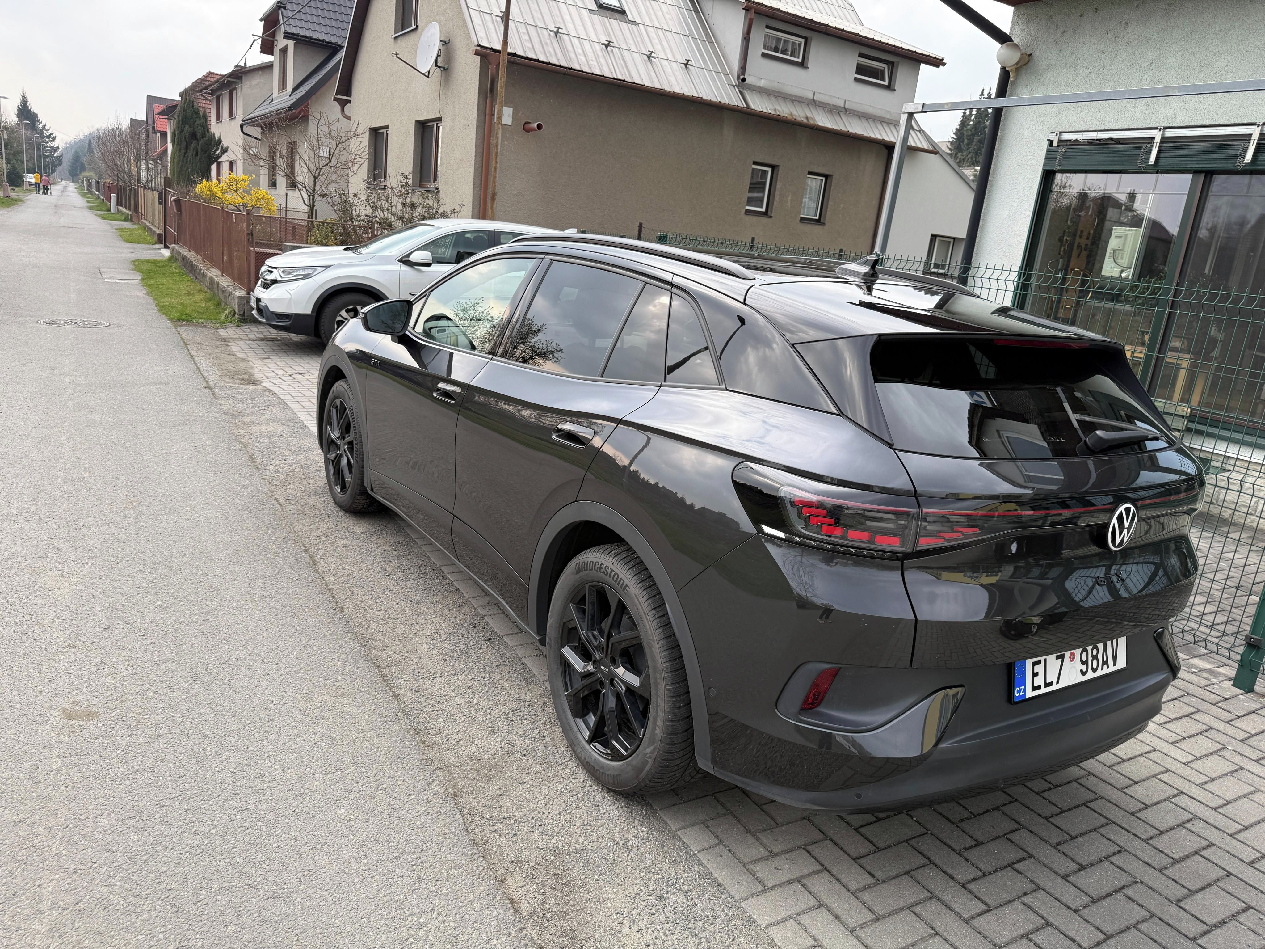Volkswagen ID.4, ID.4 GTX 220 kW, kap. 77 kWh - fotka 4