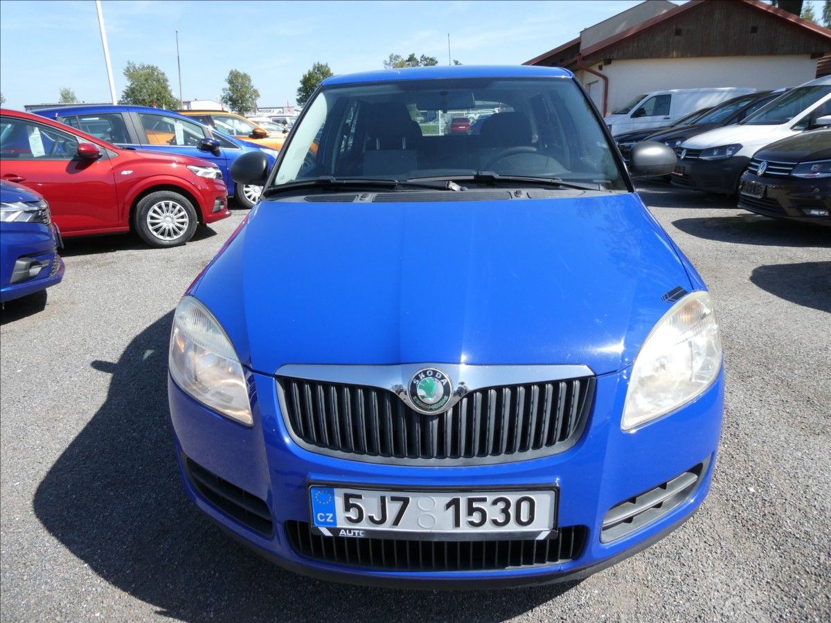 Škoda Fabia, 1,2 HTP klimatizace - fotka 2