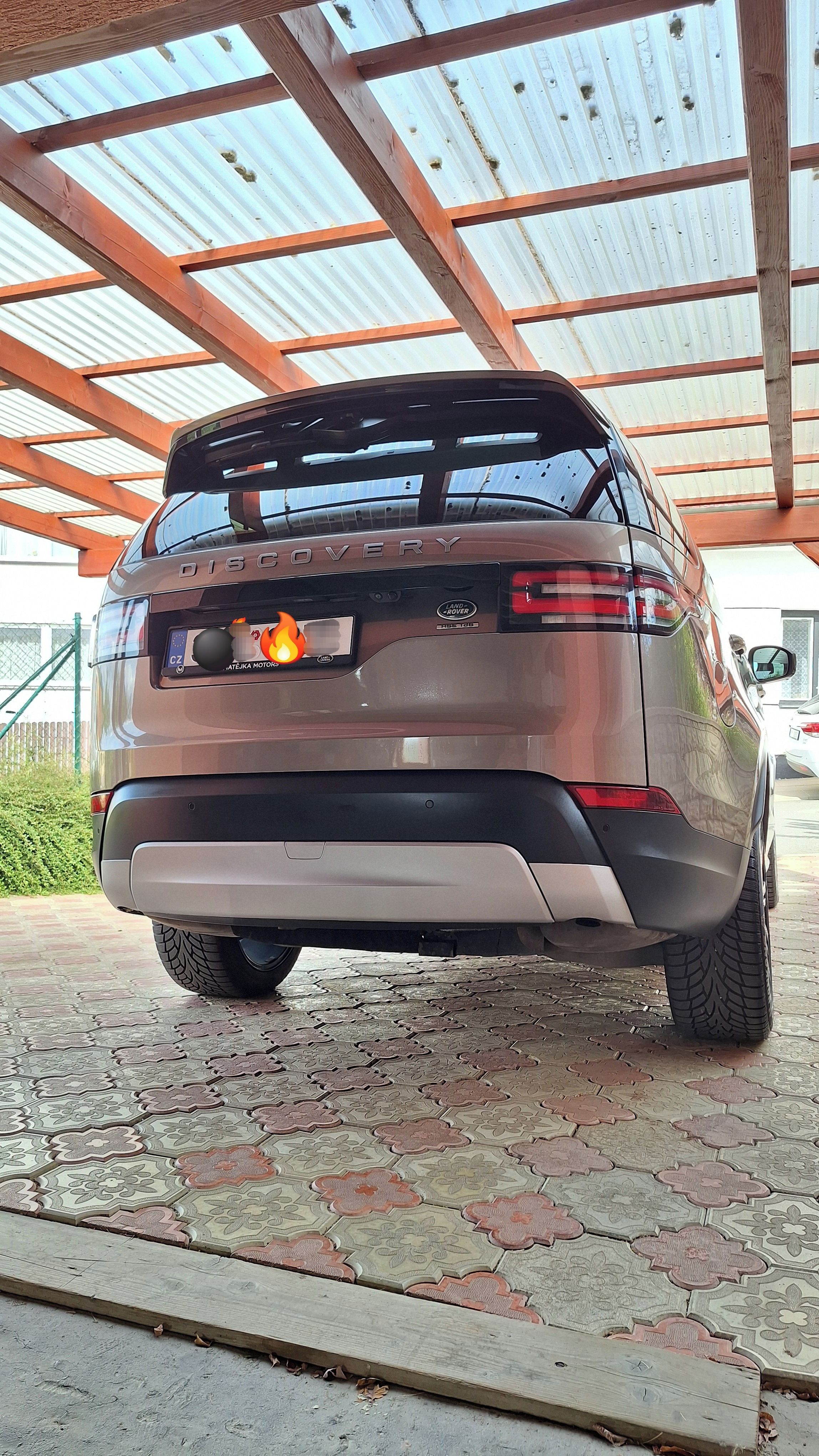 Land Rover Discovery, ČR/DPH/GARÁŽOVANÉ - fotka 5