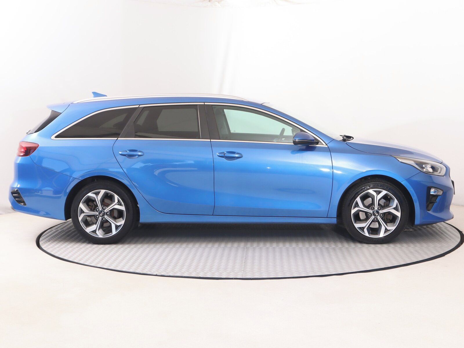 Kia Cee´d, 1.5 T-GDI, Automat, Serv.kniha - fotka 6