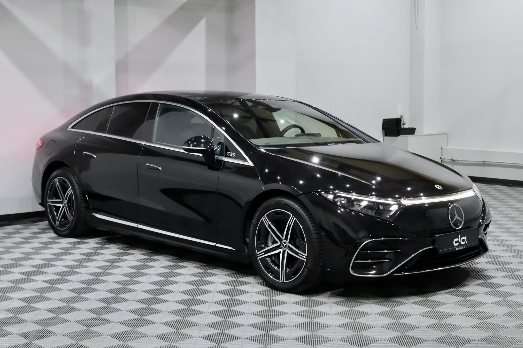 Mercedes-Benz EQS, 450 4Matic AMG Line - fotka 2