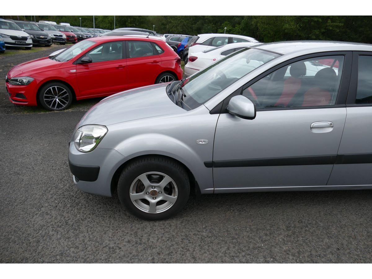 Kia Rio, 1,4 71KW KLIMA - fotka 4