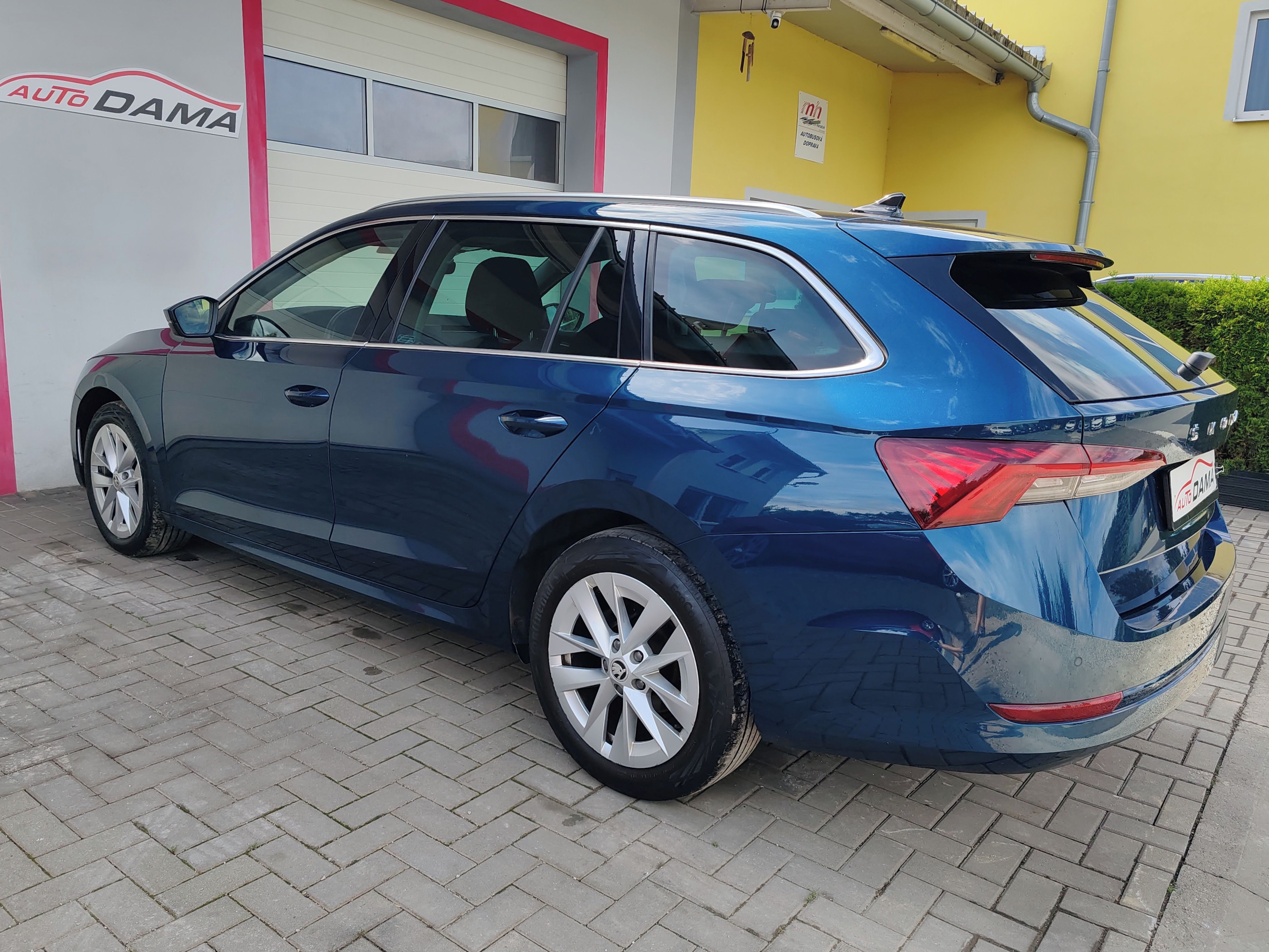 Škoda Octavia, 2.0TDI DSG Style 1Maj ČR DPH - fotka 6