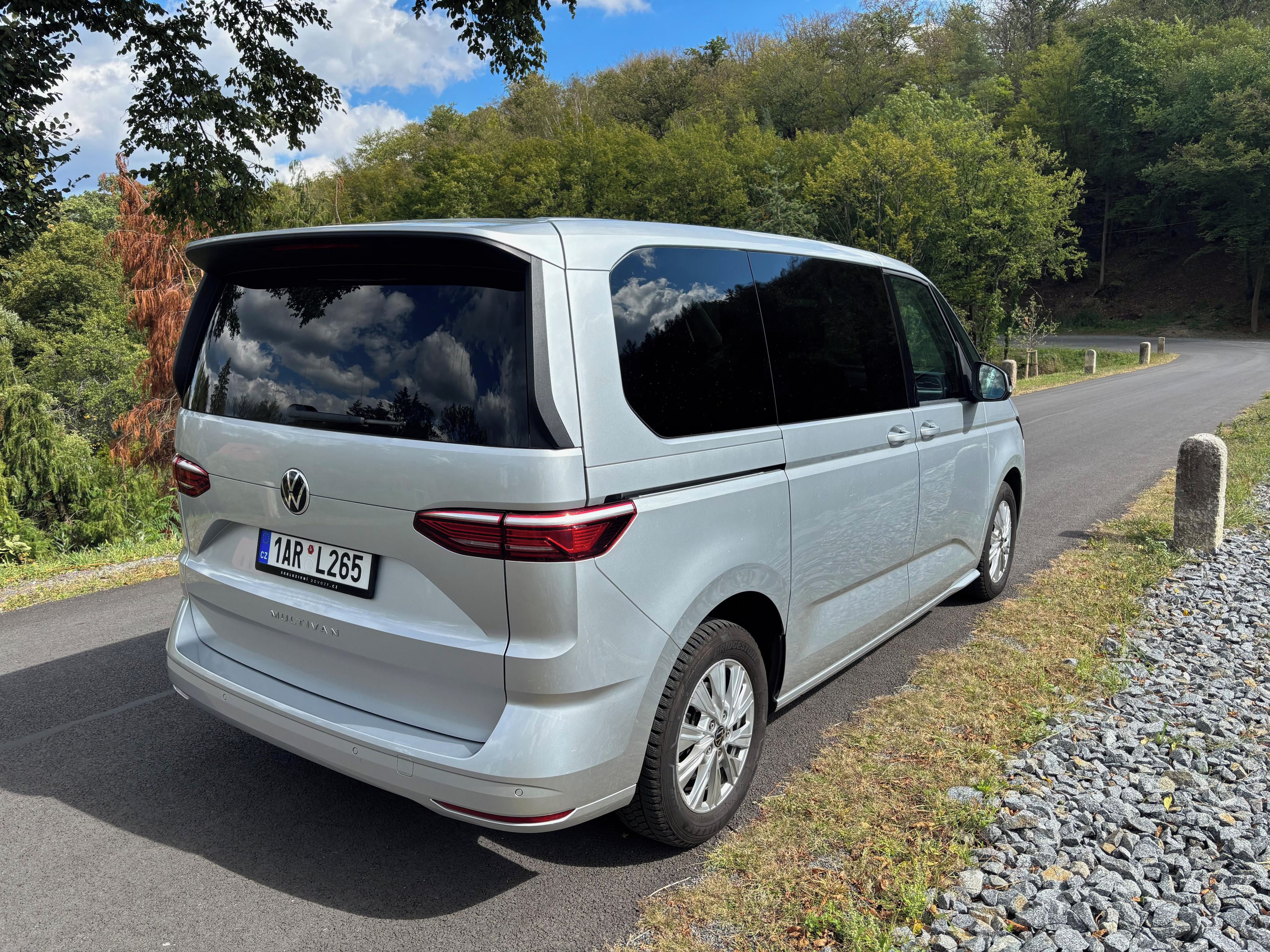 Volkswagen Multivan, 2.0 TDI 110 kW DSG, TAŽNÉ, DPH - fotka 3