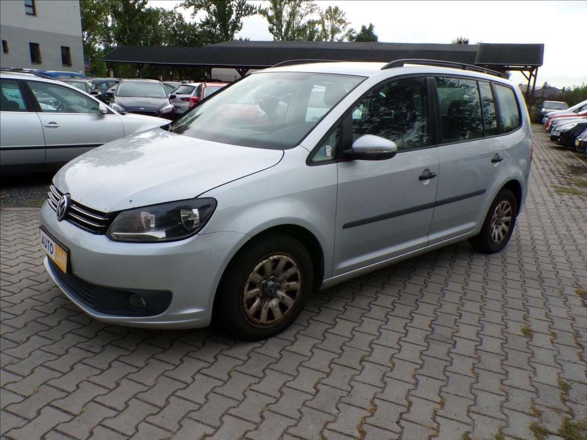 Volkswagen Touran, 1,6 TDI  7.MÍST,TAŽ.ZAŘ. - fotka 3