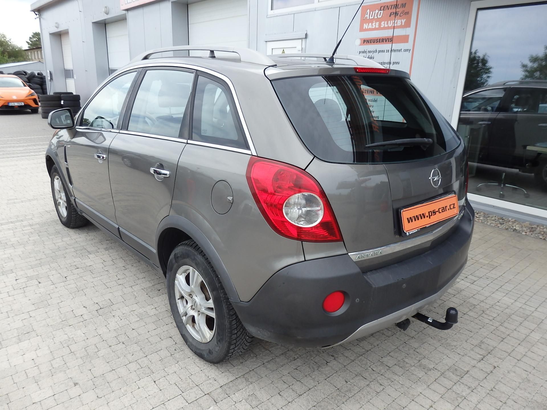 Opel Antara, 2.0 CDTI 110 kW KLIMA, 4x4 - fotka 5
