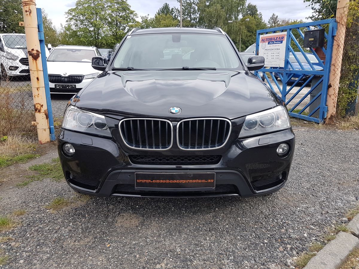 BMW X3, 2.0 X-DRIVE 135KW NAVI EL KUFR - fotka 2