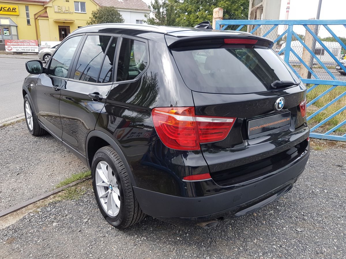 BMW X3, 2.0 X-DRIVE 135KW NAVI EL KUFR - fotka 4
