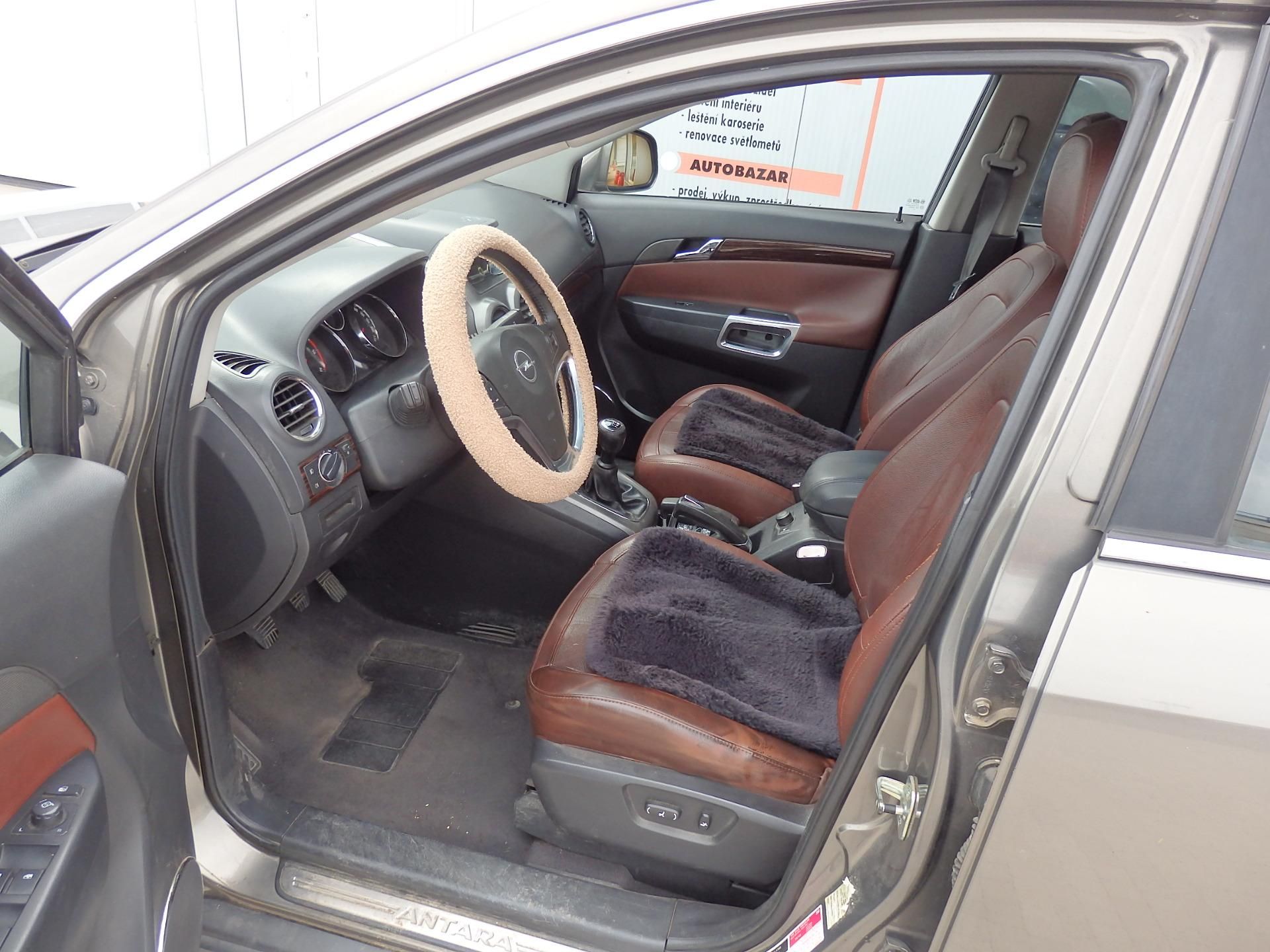Opel Antara, 2.0 CDTI 110 kW KLIMA, 4x4 - fotka 6