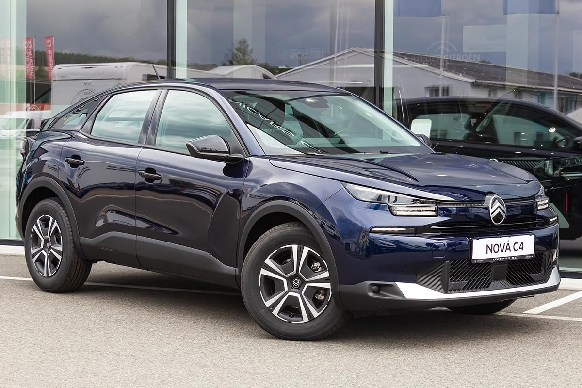 Citroën C4, 1,2 YOU Hybrid 110k Automat - fotka 3