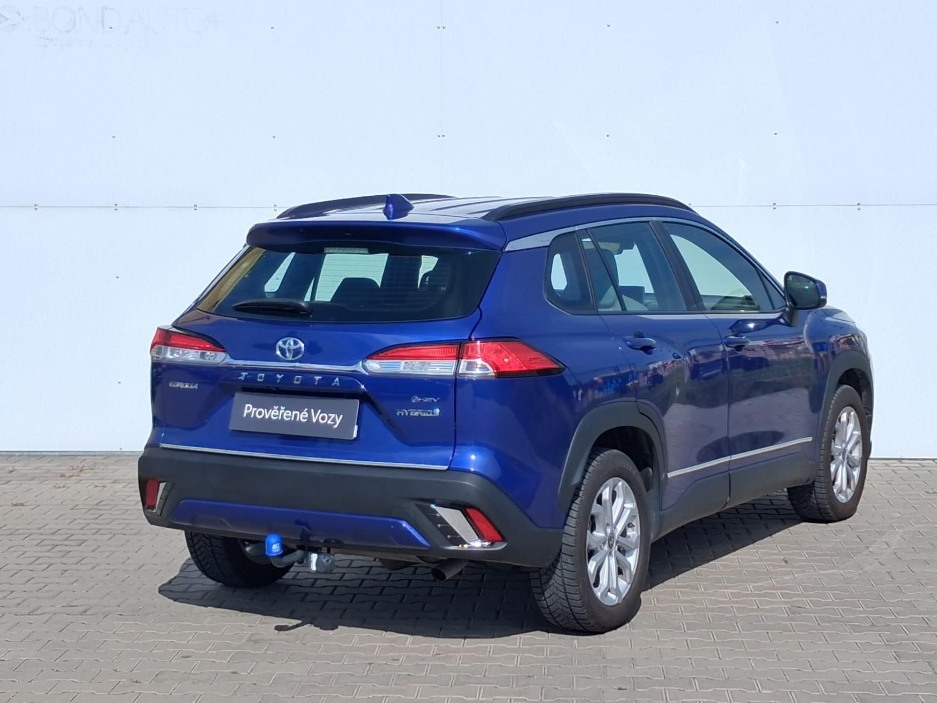 Toyota Corolla Cross, 2.0 HSD e-CVT Comfort - fotka 2