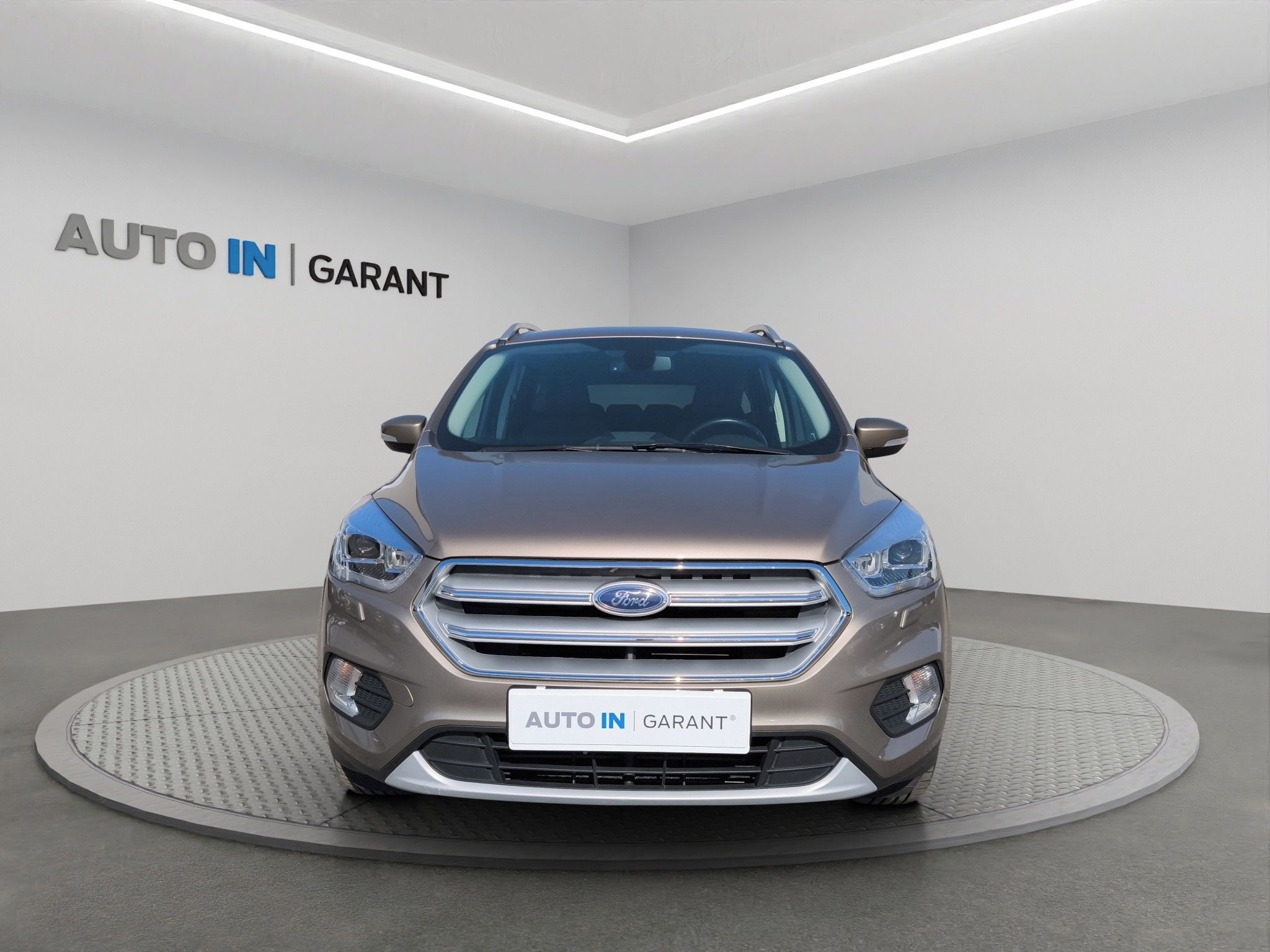 Ford Kuga, 2.0 TDCi 110kW, 4x4, ČR, Serv. - fotka 2