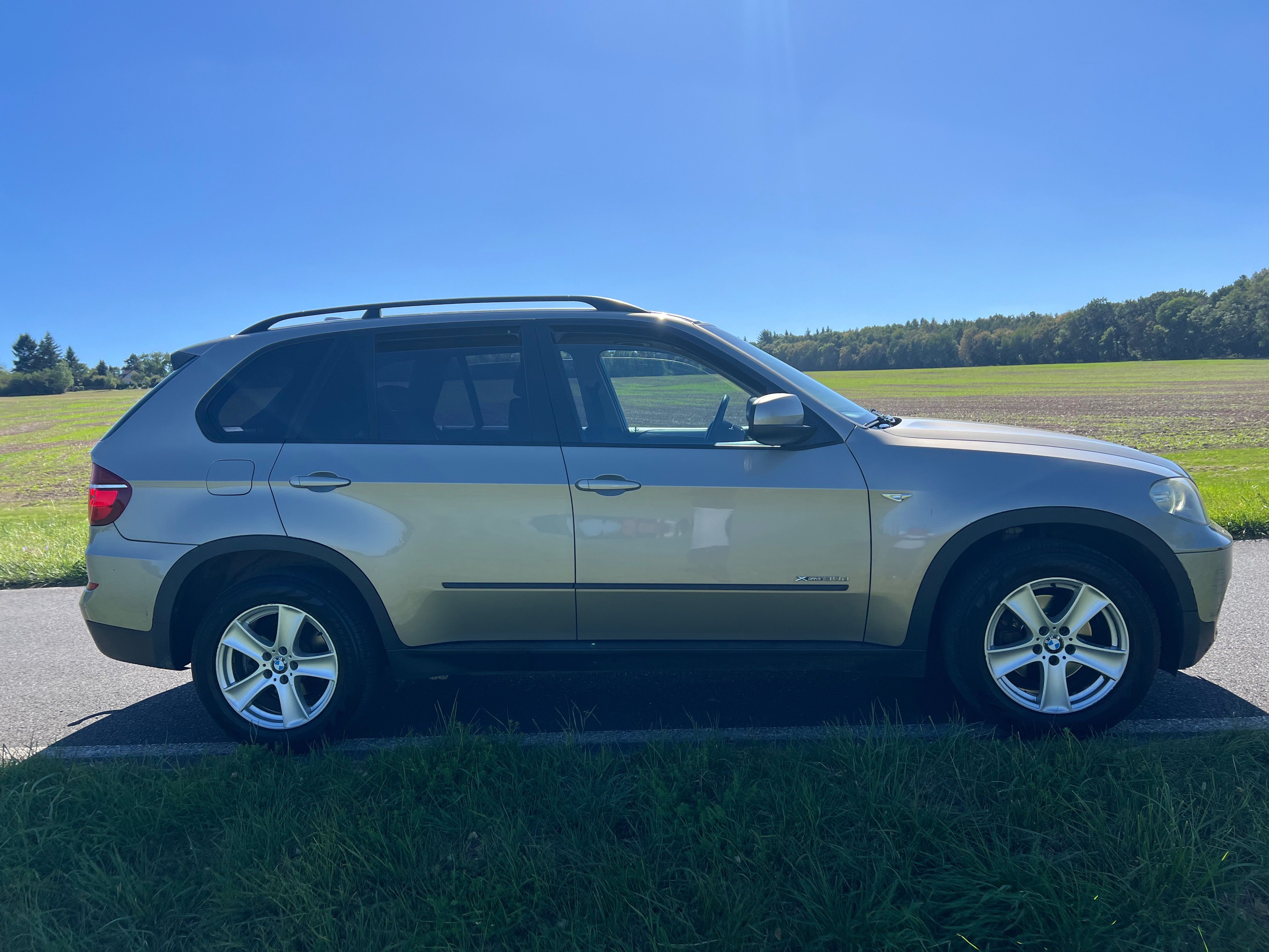 BMW X5, Xdrive 30D servisováno - fotka 3