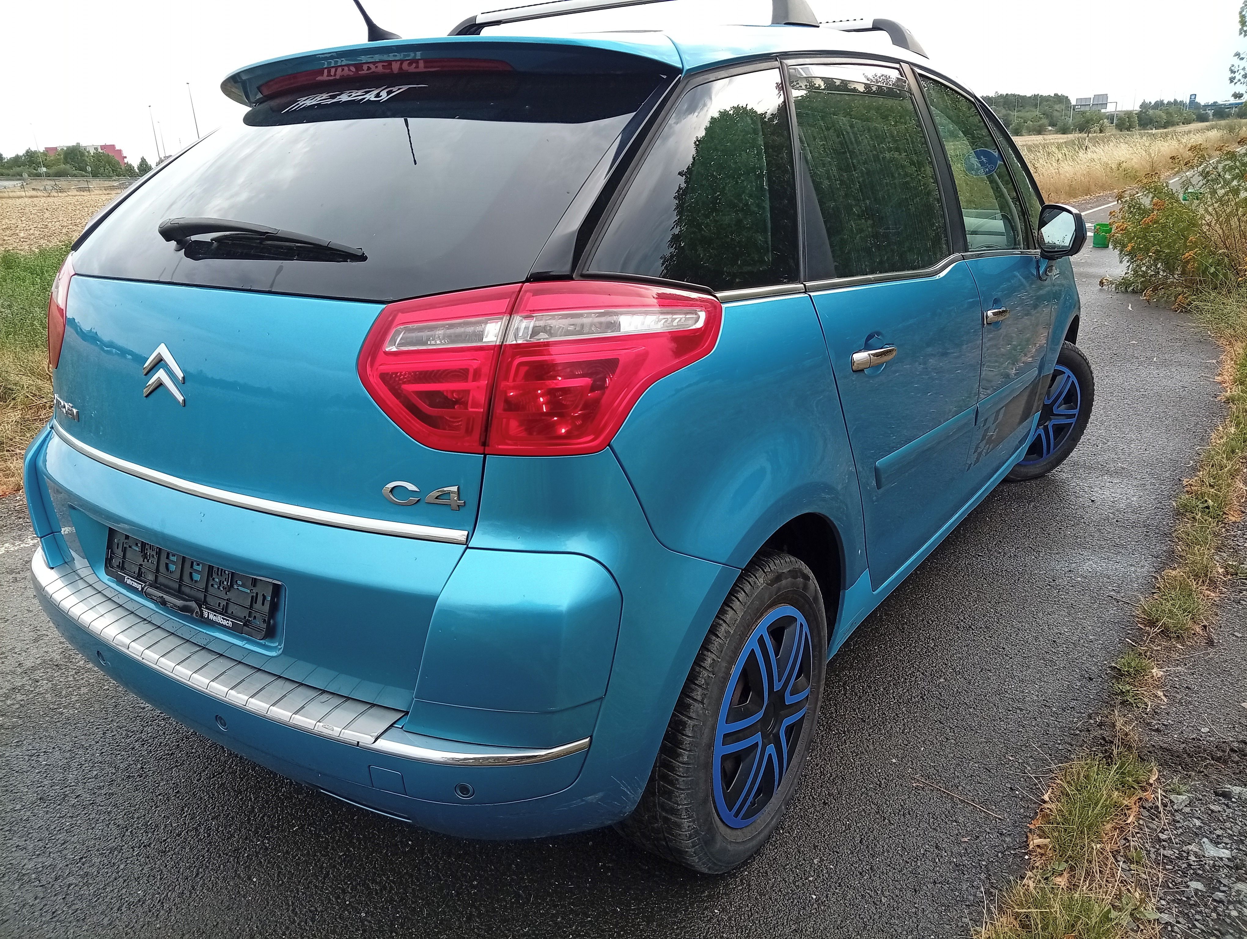 Citroën C4 Picasso, 1.6 BENZÍN AUTOMAT - fotka 3