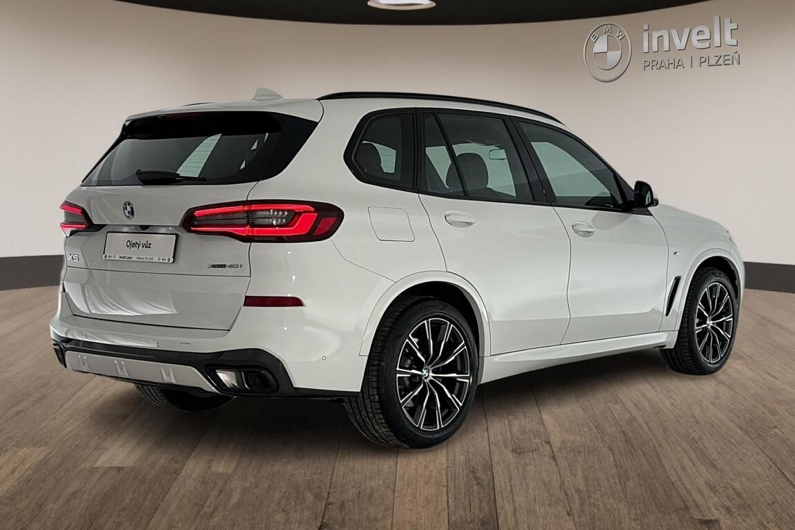 BMW X5, xDrive40i - fotka 3