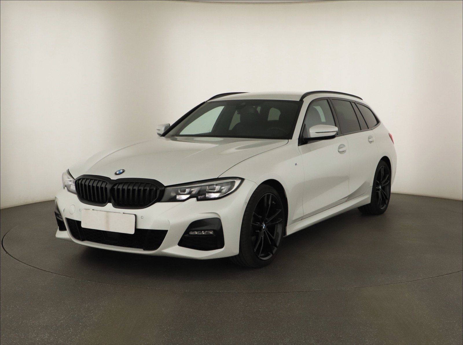 BMW Řada 3, 320 d xDrive, M Sport, 4X4 - fotka 3