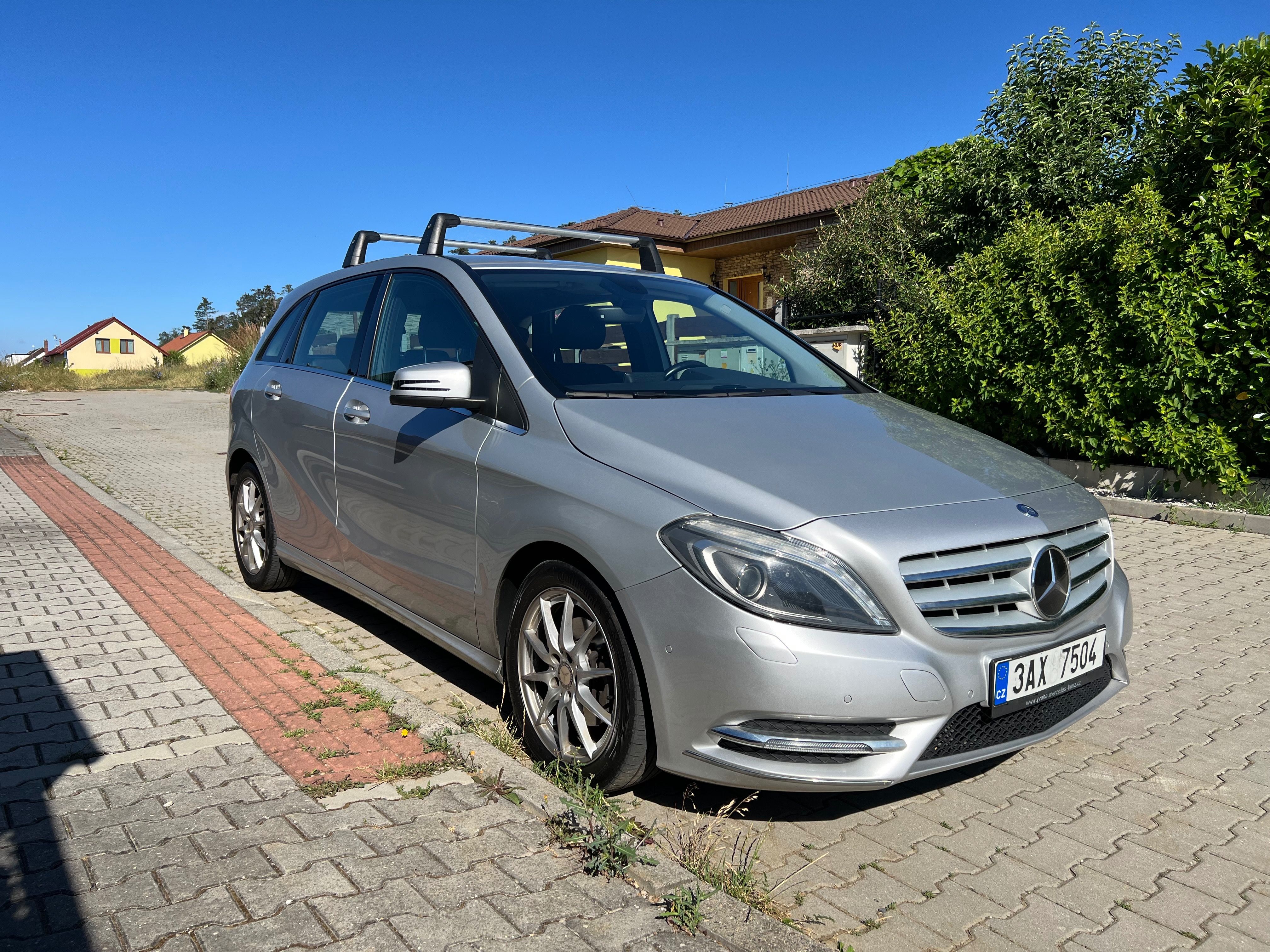 Mercedes-Benz Třídy B, 2.0 benzin, nehavarováno - fotka 6